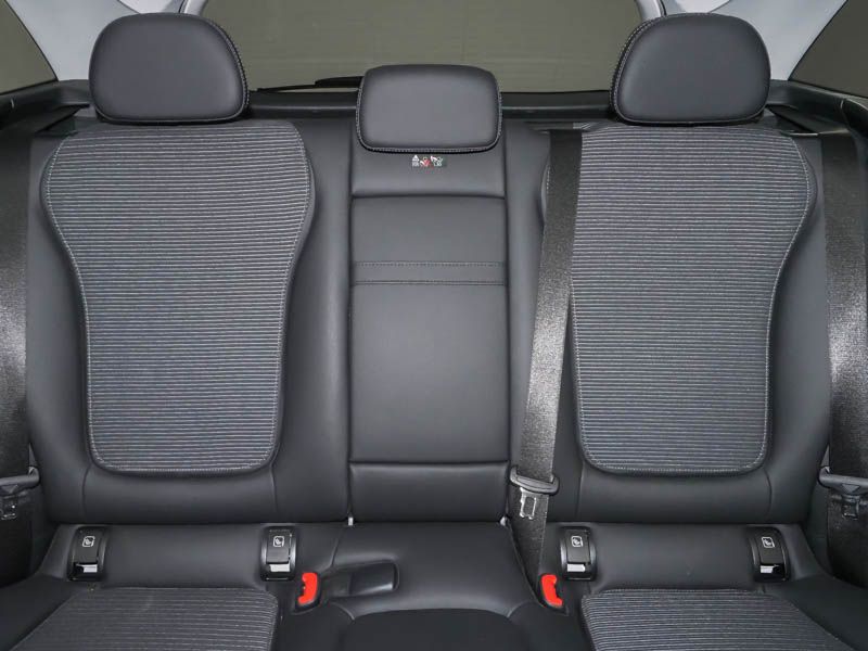 Mercedes-Benz GLC 220 d 4M Avantgarde/DIGITAL/Pano/AHK/Distr