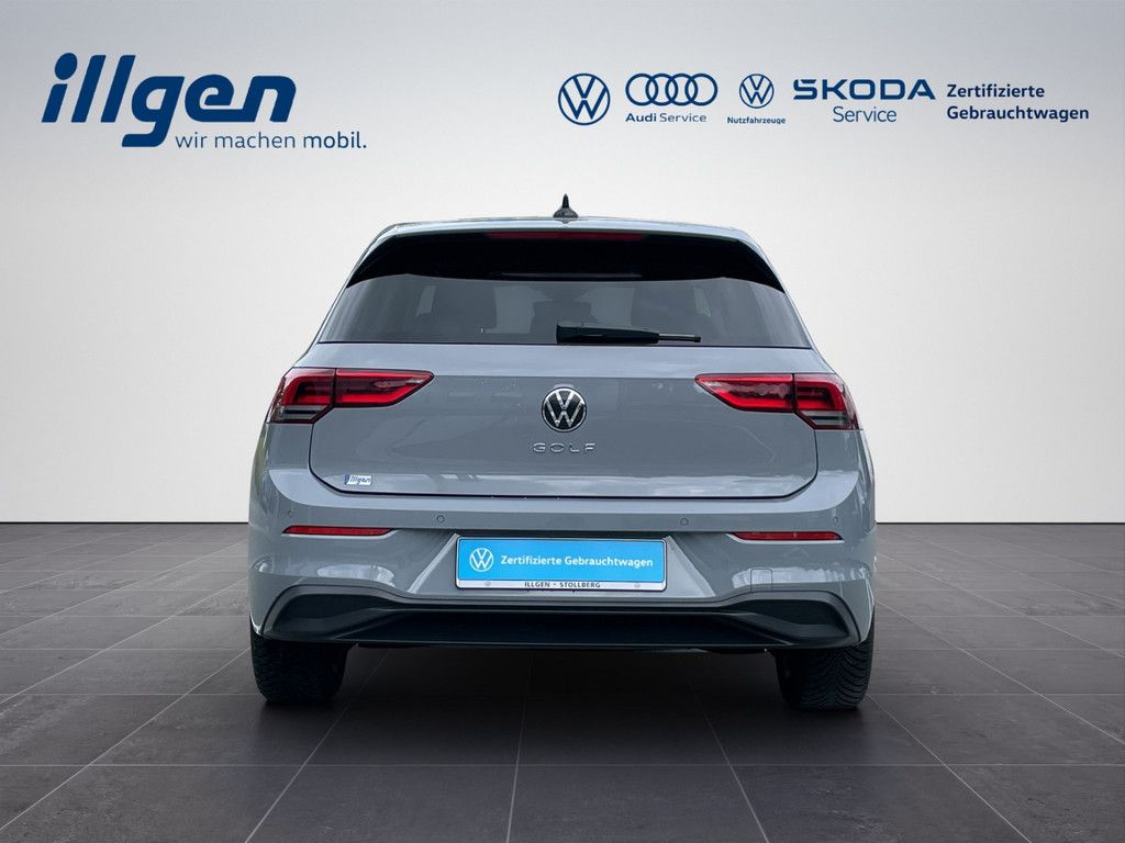 Volkswagen Golf VIII 1.5 TSI Life - Samsaru's Car Outlet