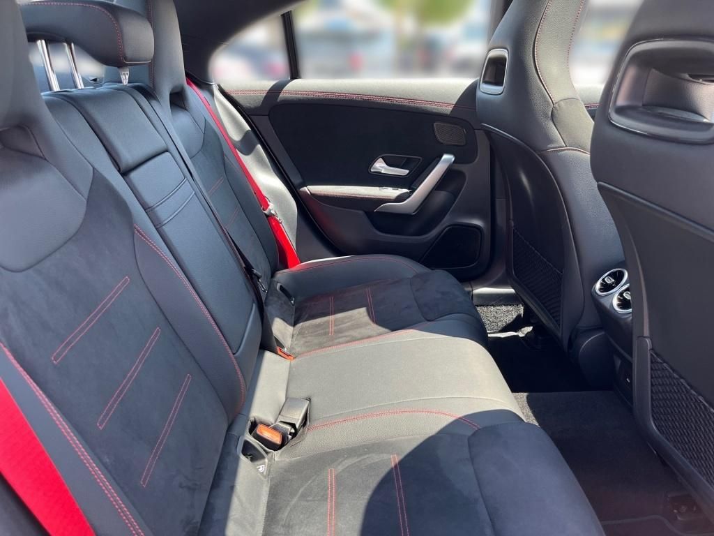Mercedes-Benz CLA 35 AMG 4M Coupé - Samsaru's Car Outlet