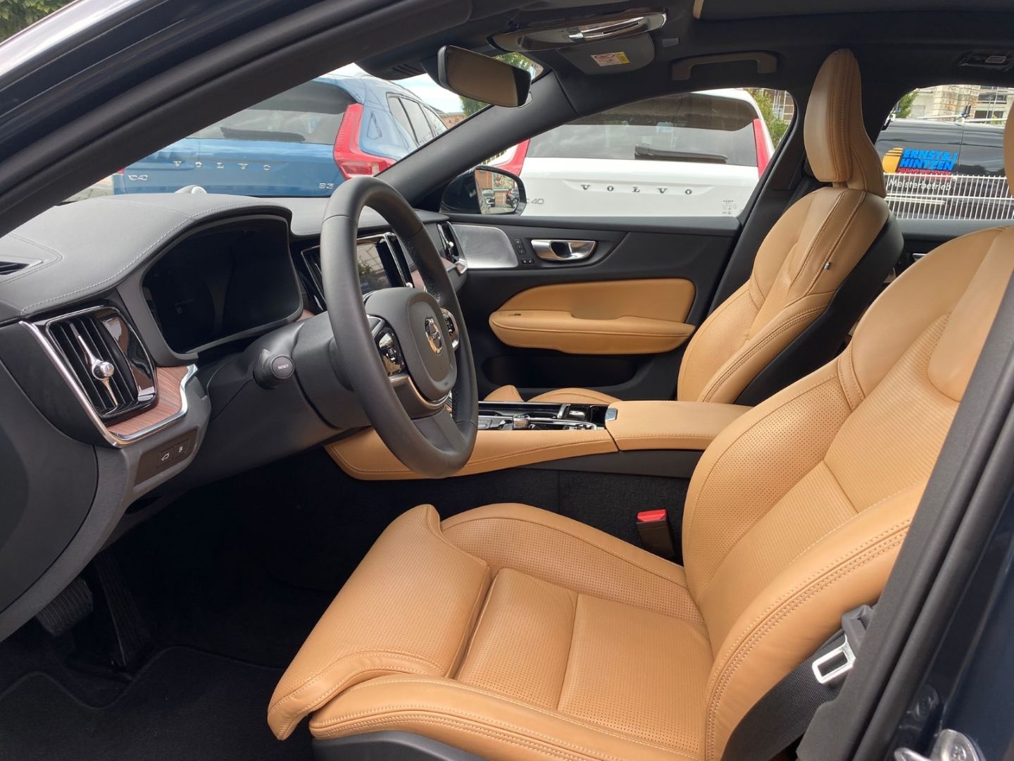 Volvo S60 T8 Ultimate Dark Plug-In Hybrid AWD 360 Bowe