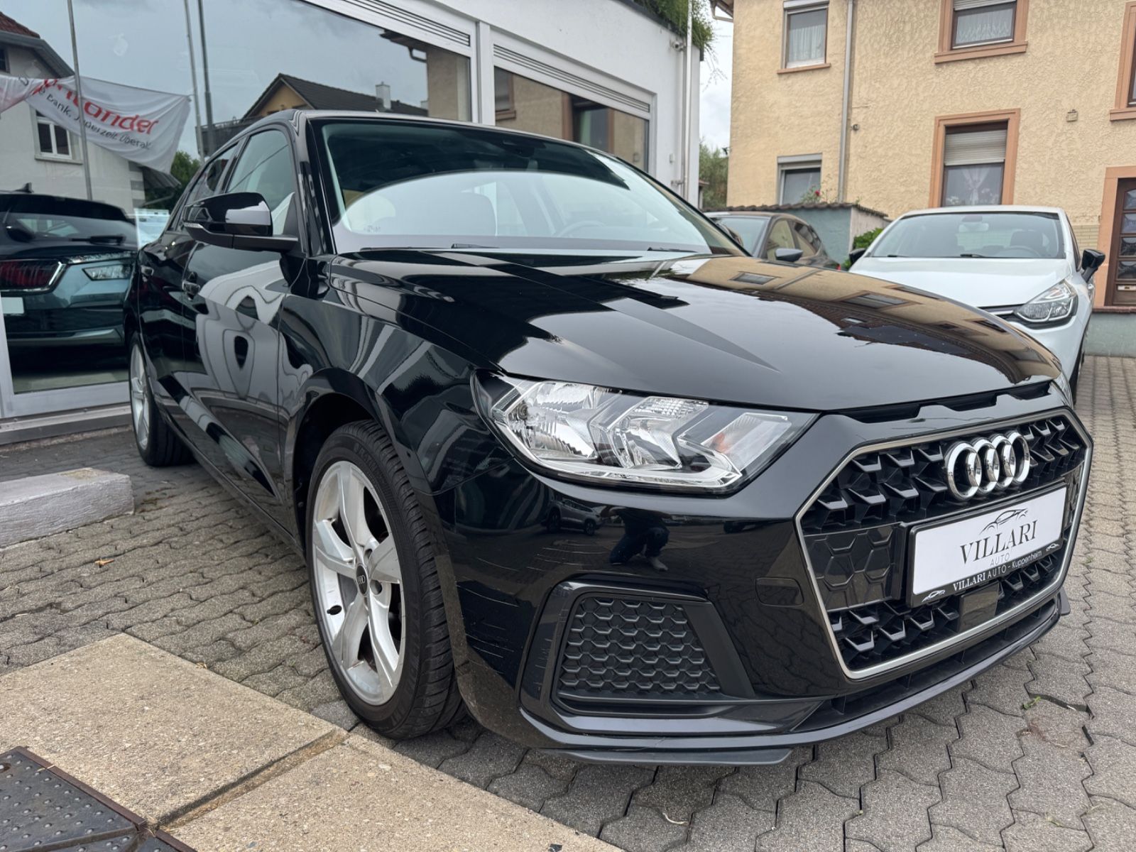 Audi A1 Sportback 30 TFSI advanced - Samsaru's Car Outlet