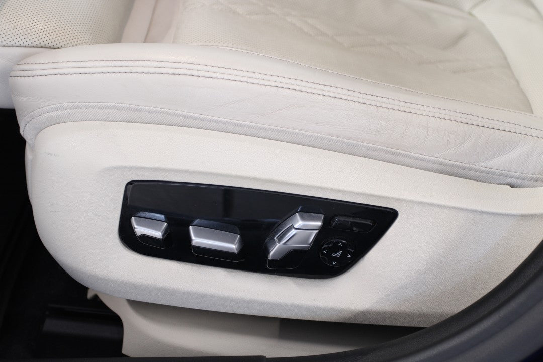 BMW 530d Limuzina xDrive, Individual