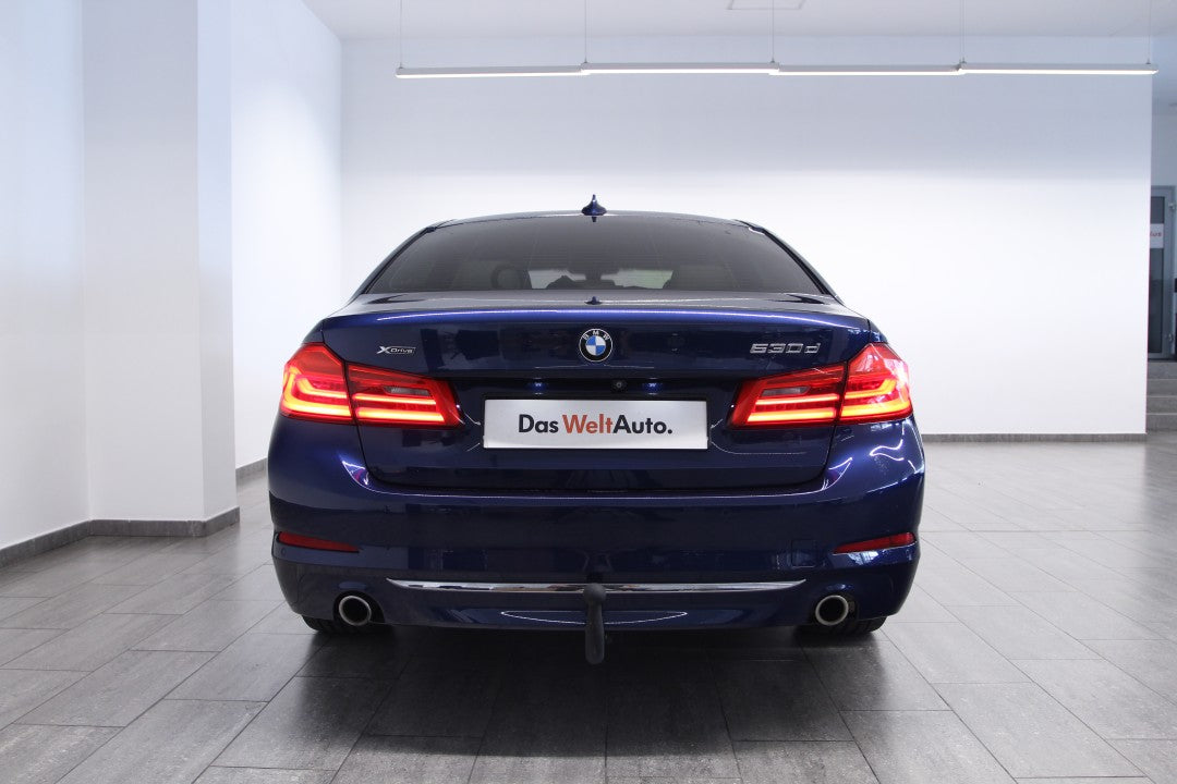 BMW 530d Limuzina xDrive, Individual