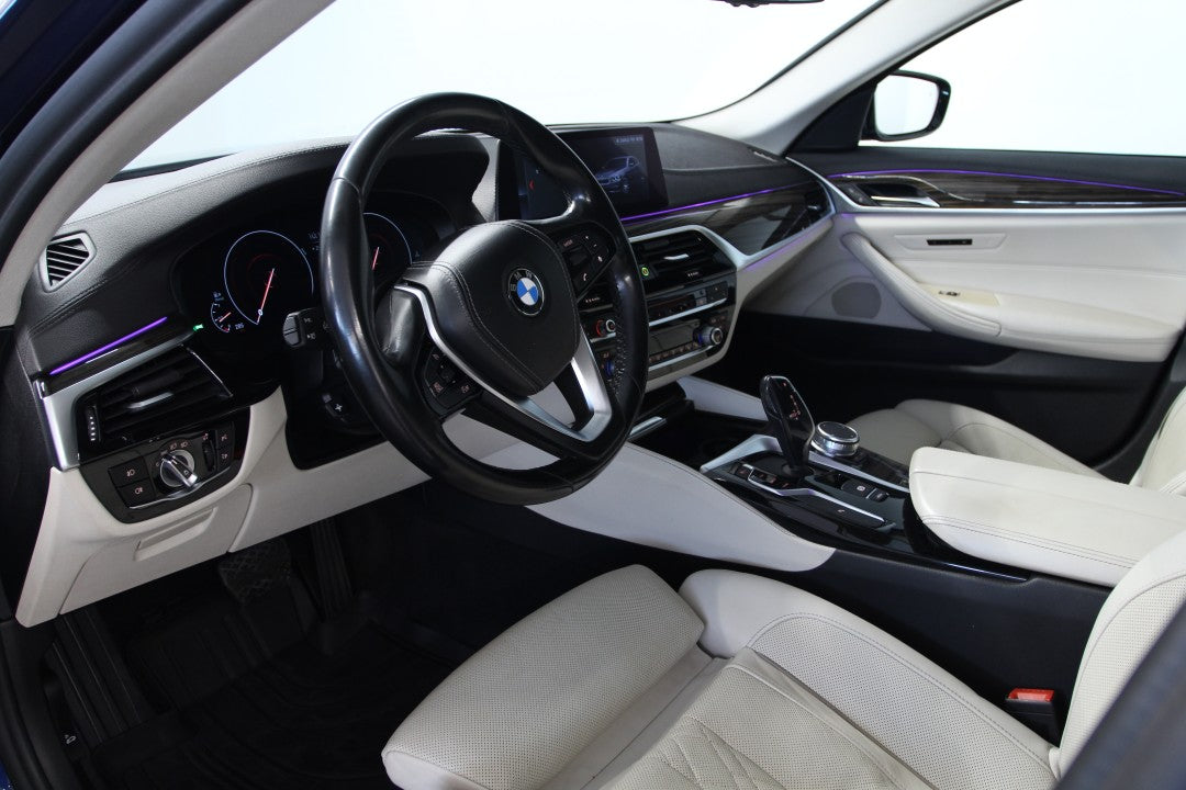 BMW 530d Limuzina xDrive, Individual