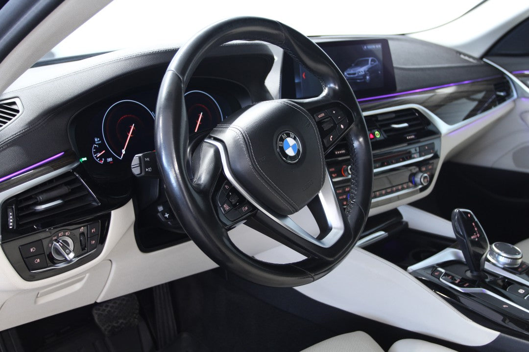 BMW 530d Limuzina xDrive, Individual