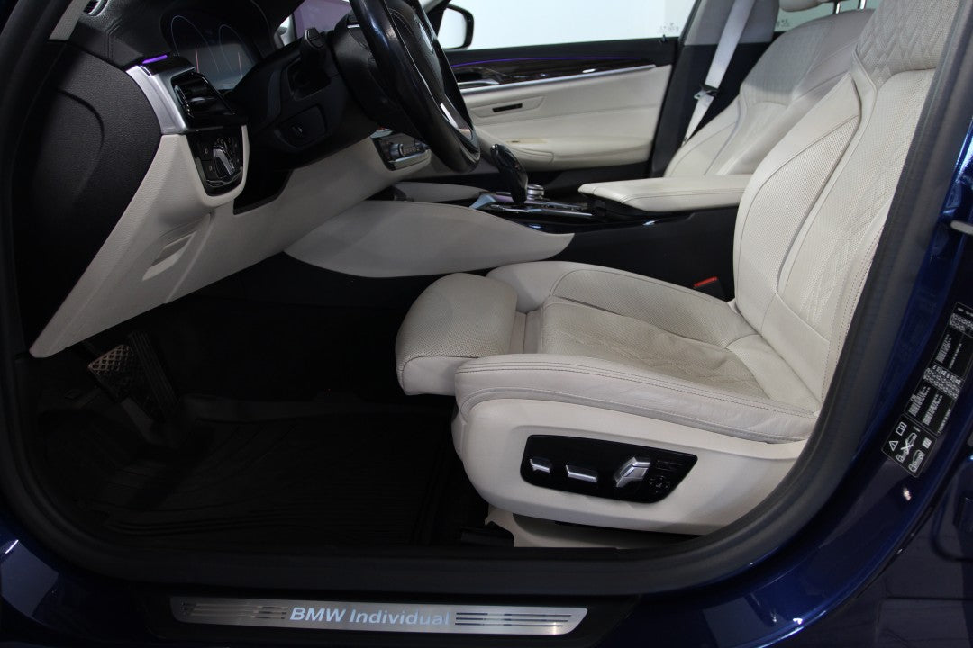 BMW 530d Limuzina xDrive, Individual