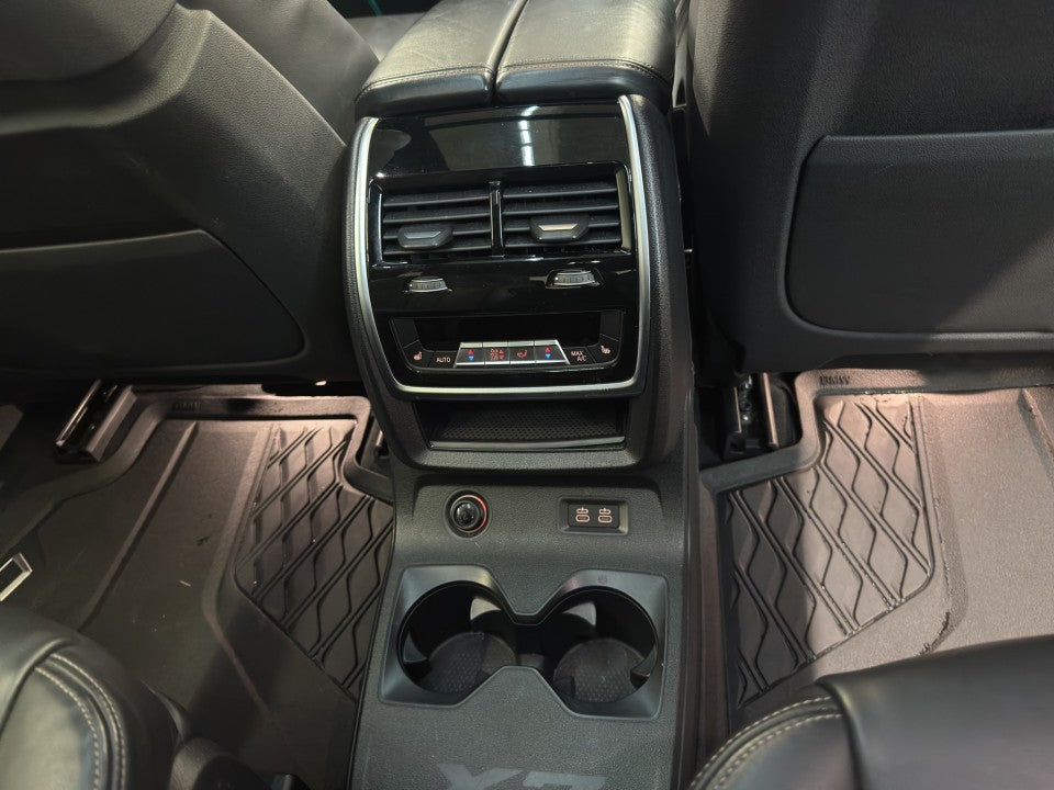 BMW X7 xDrive30d M-Packet