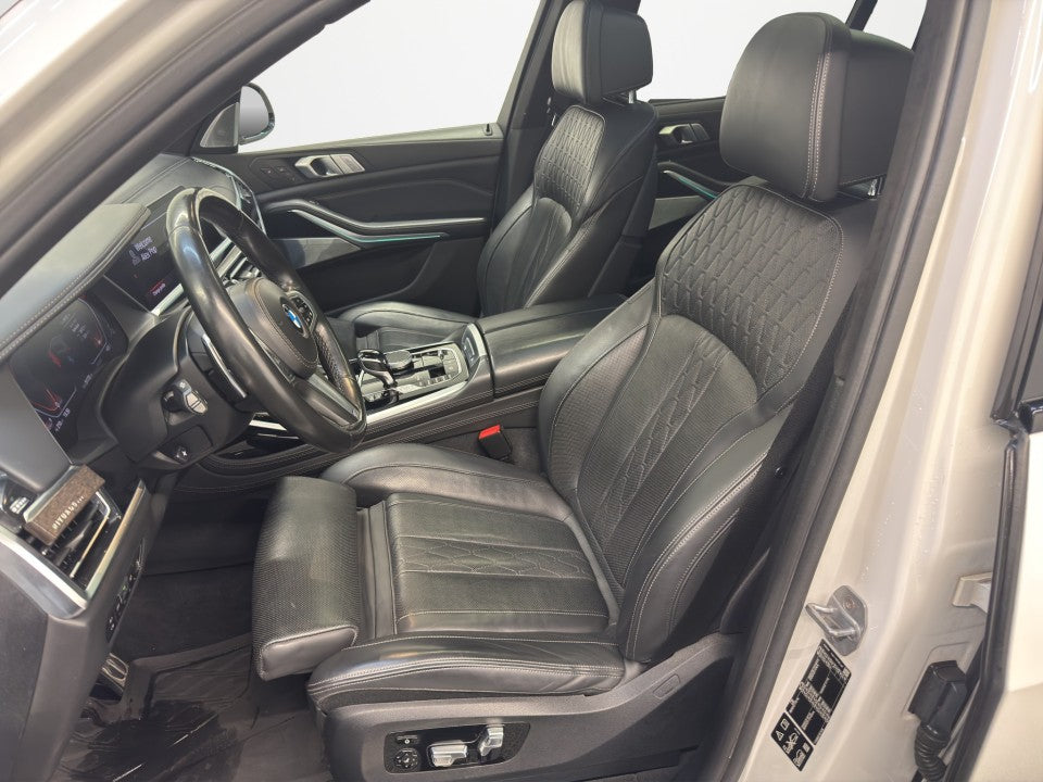 BMW X7 xDrive30d M-Packet