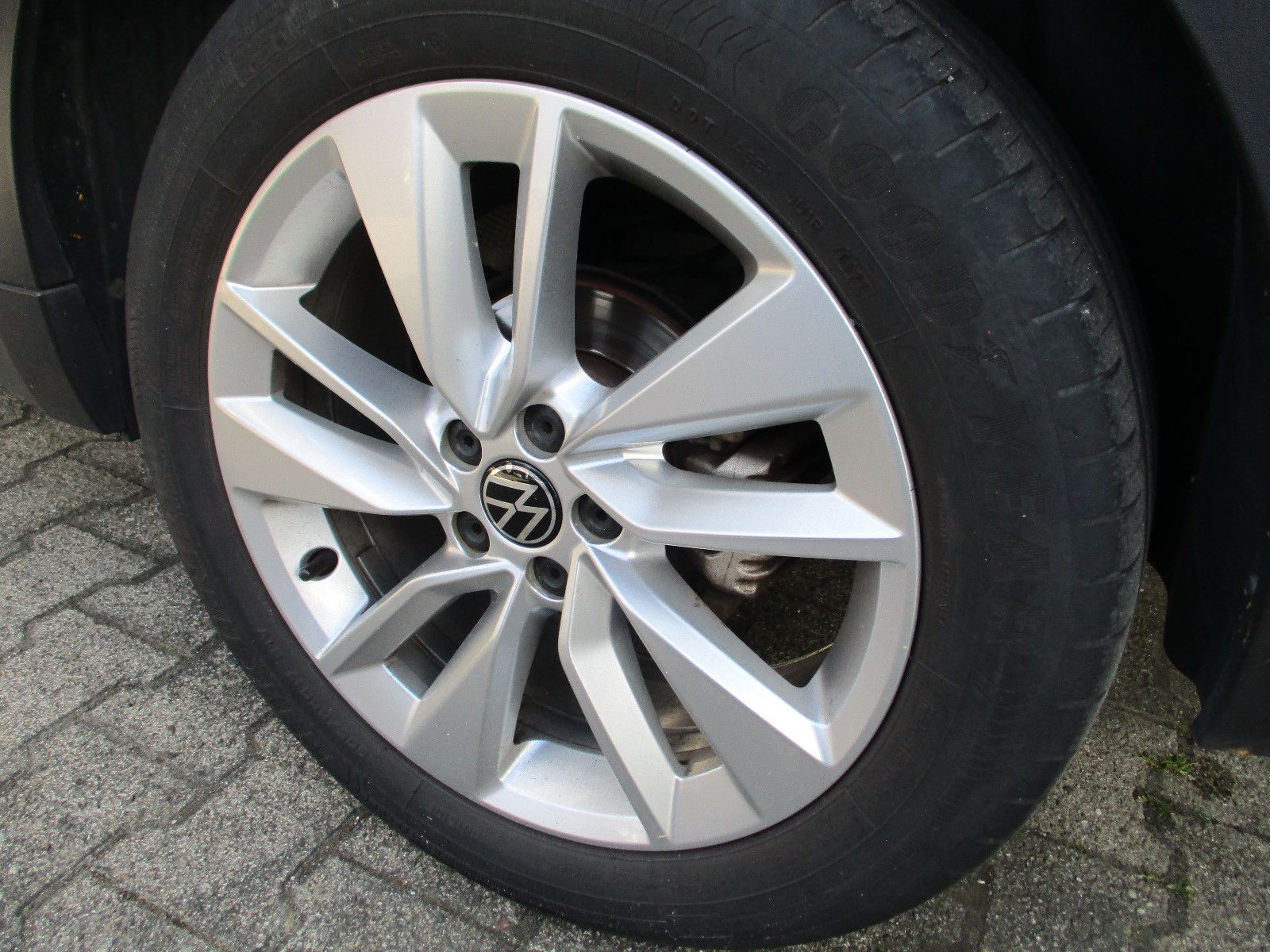 Volkswagen T-Cross Style DSG - Samsaru's Car Outlet