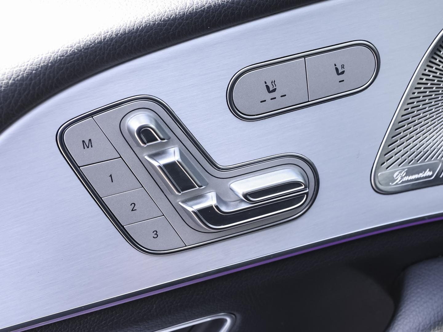 Mercedes-Benz GLE 300 d 4M AMG Multibeam Burmester 360°-Kamera