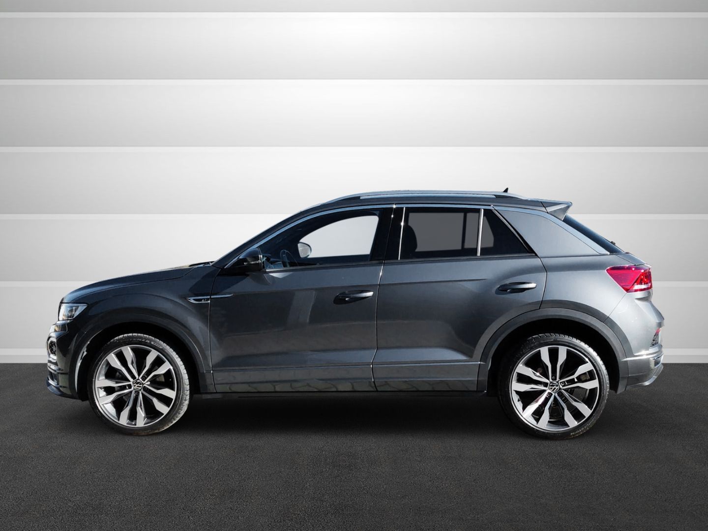 Volkswagen T-Roc 1.5 TSI R-Line - Samsaru's Car Outlet