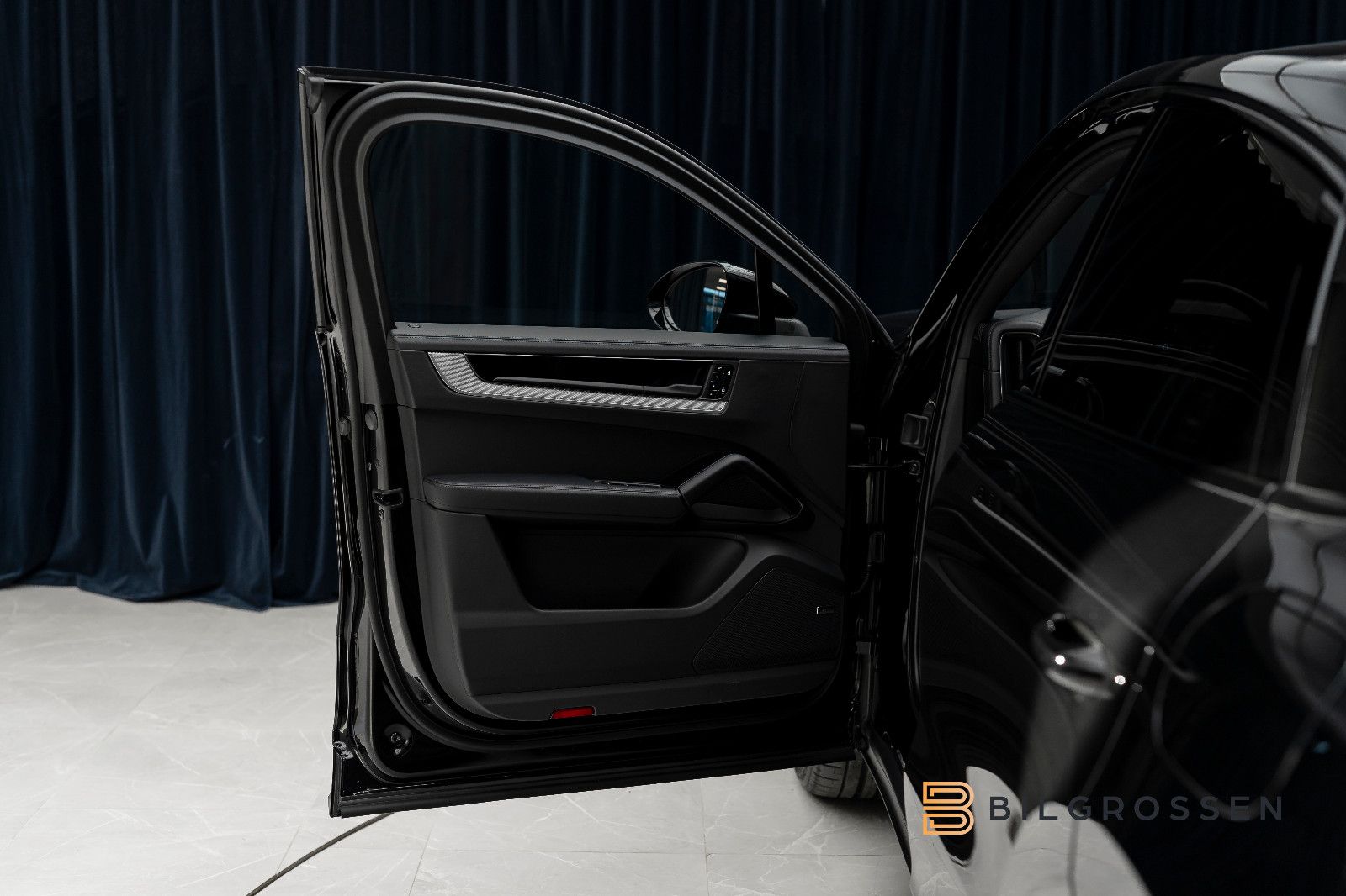 Porsche Cayenne Coupe E-Hybrid BOSE Sport Exhuast P-Disp