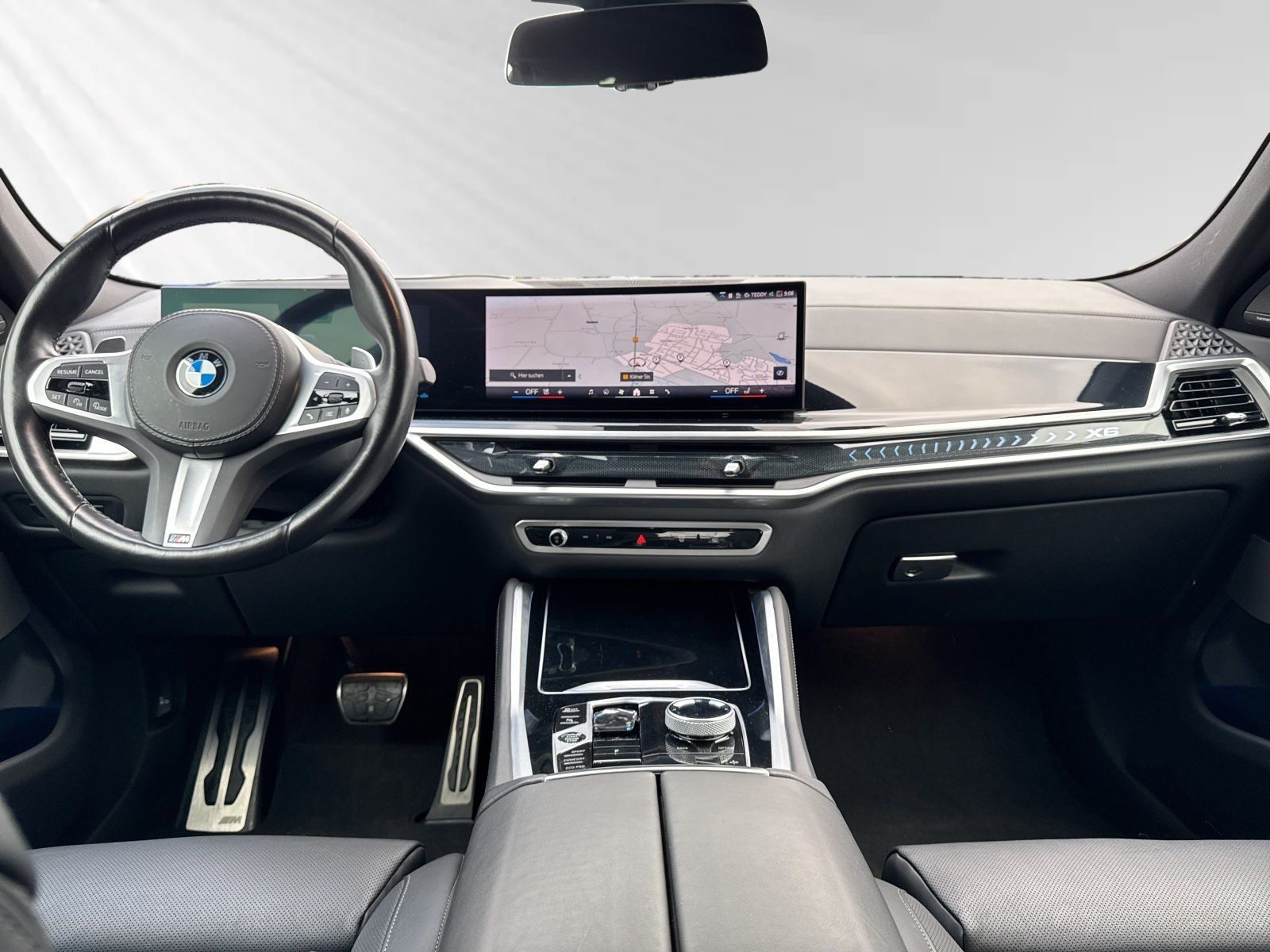 BMW X6 xDrive40i M Sport Pro|AHK|Pano|H/K|Standhzg.