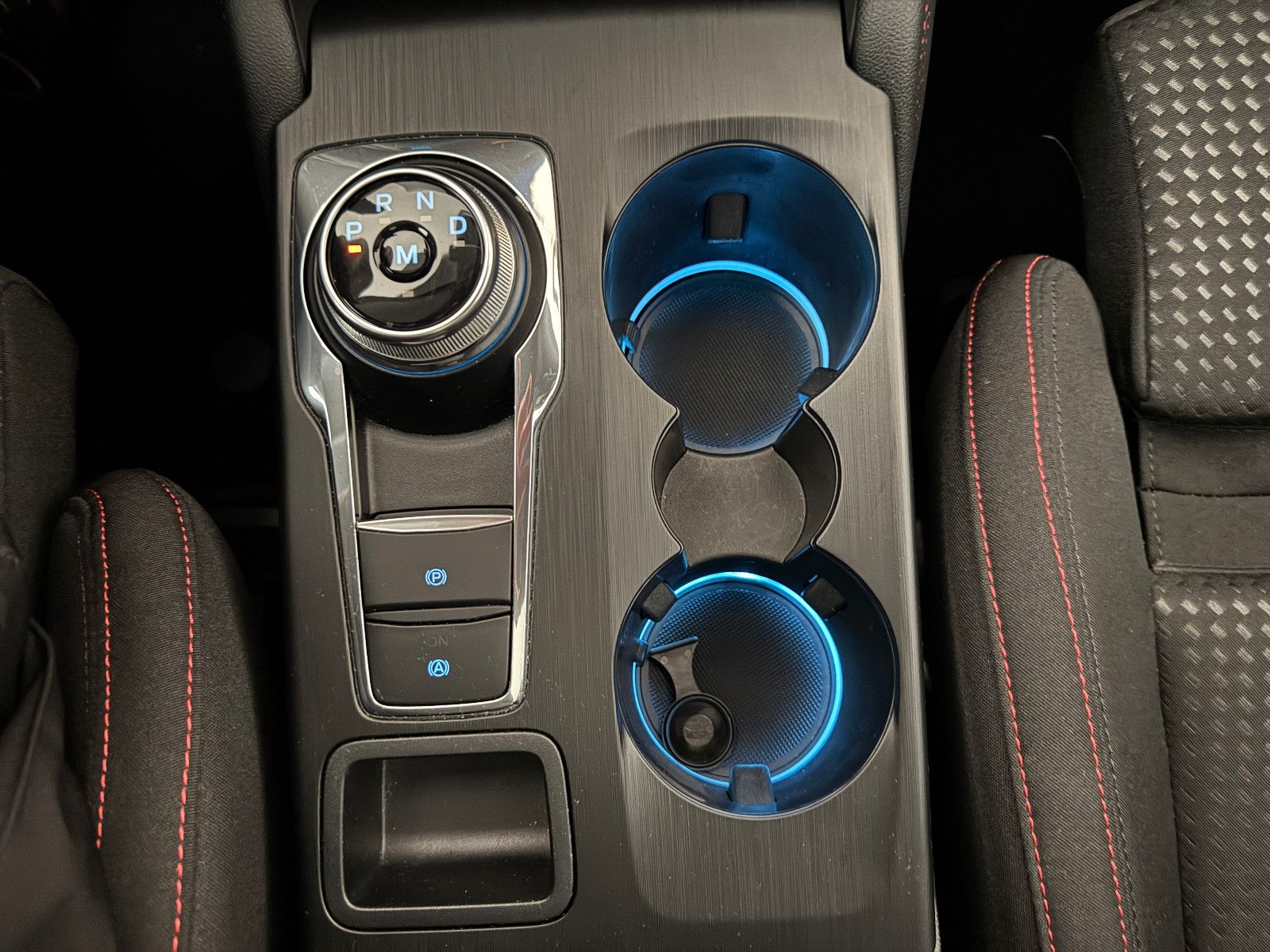 Ford Focus Aut. ST-Line X PANO/AHK/MATRIX/NAVI/KAMERA