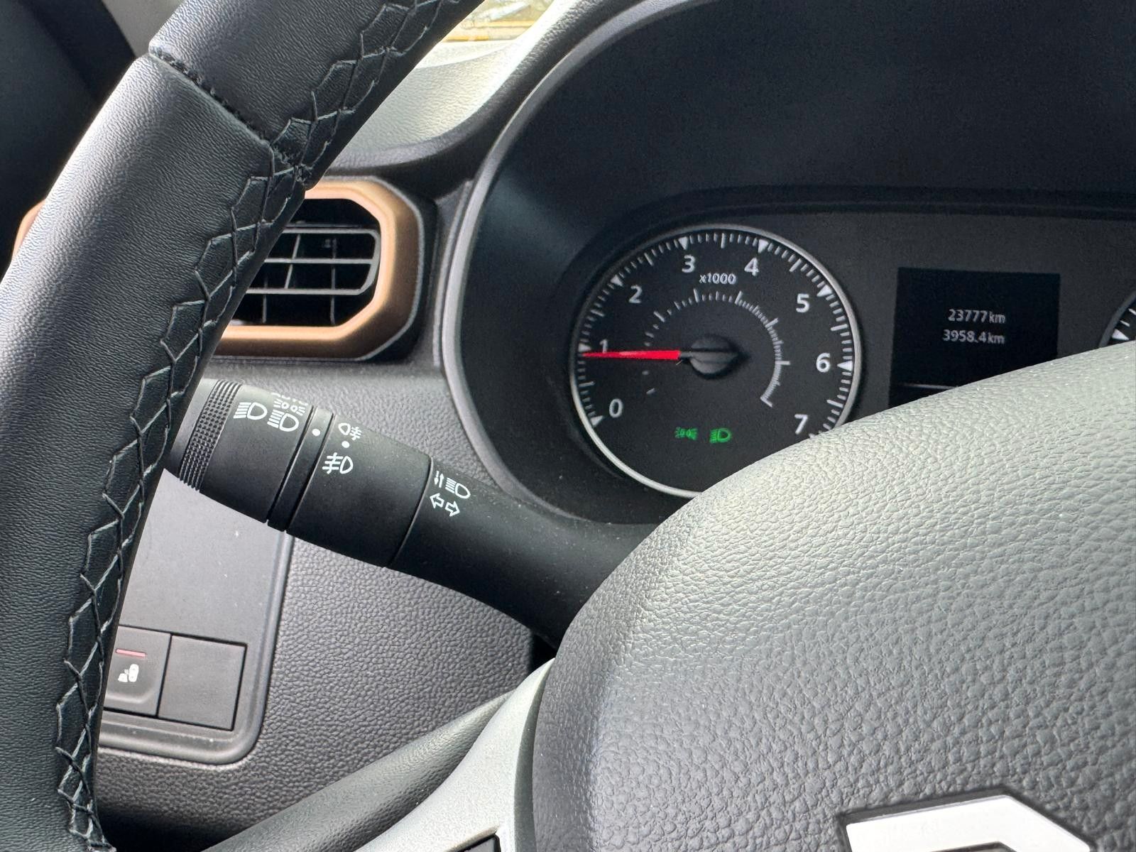 Dacia Duster Extreme TCe 150 EDC - Samsaru's Car Outlet