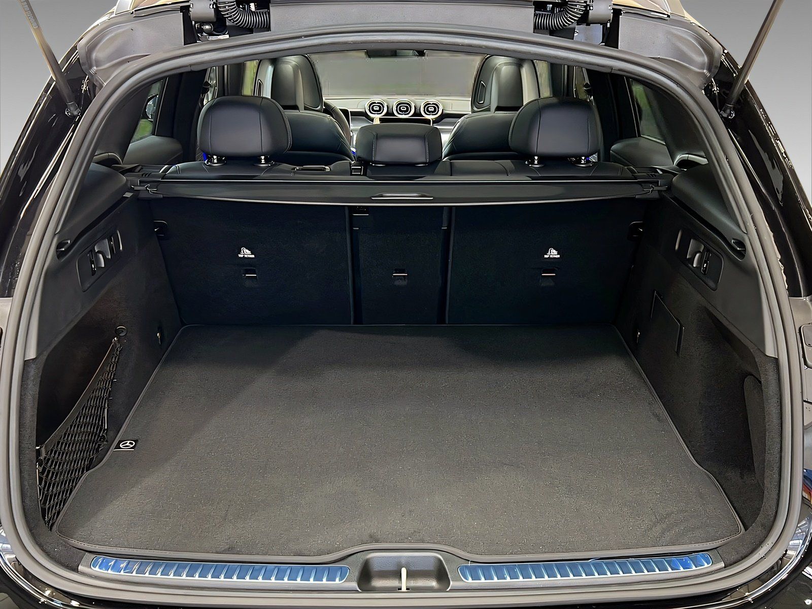 Mercedes-Benz GLC 450 d 4M AMG+DISTR+NIGHT+Burme+Memo+AHK+360°