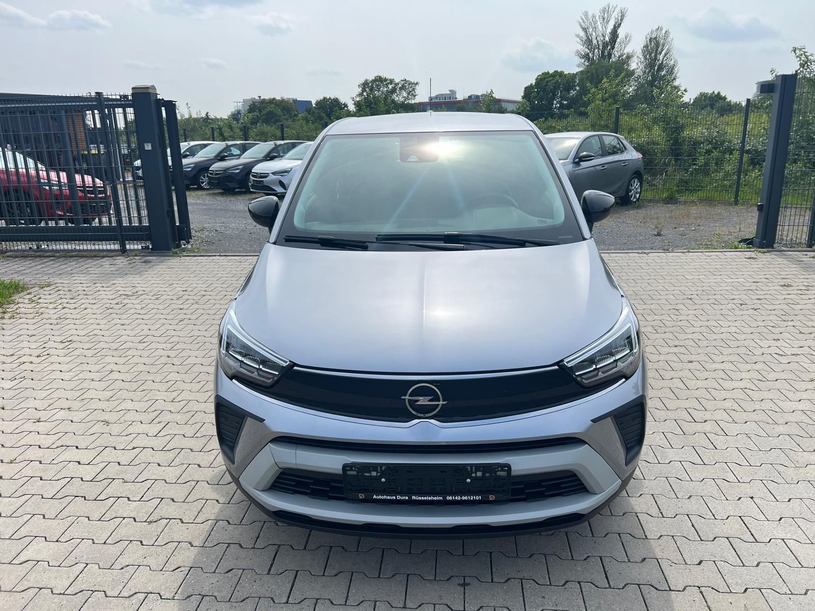Opel Crossland 1.5 D Elegance Aut. - Samsaru's Car Outlet