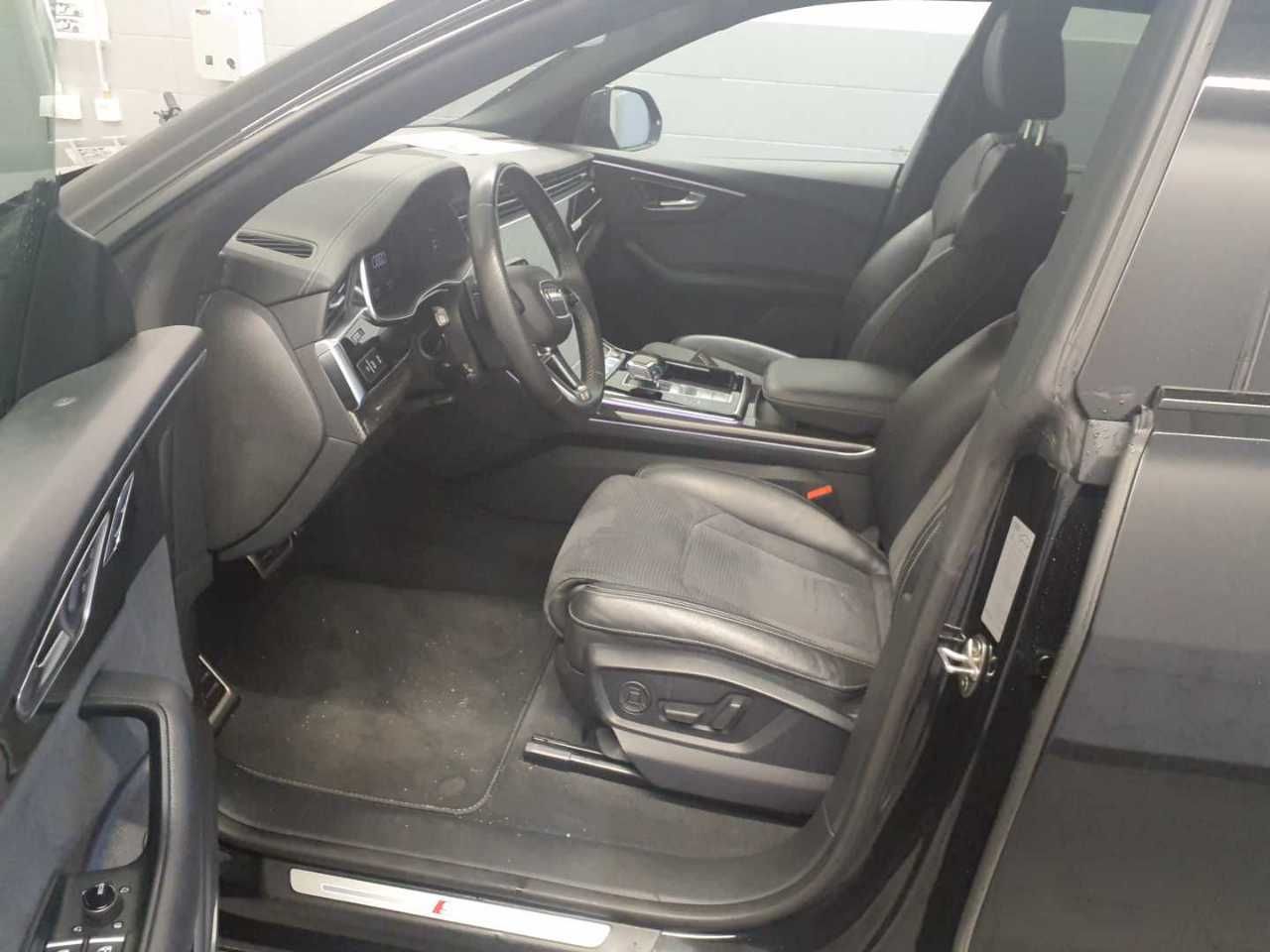 Audi Q8 S line comp. plus 50 TDI Pano HD Matrix B&O A
