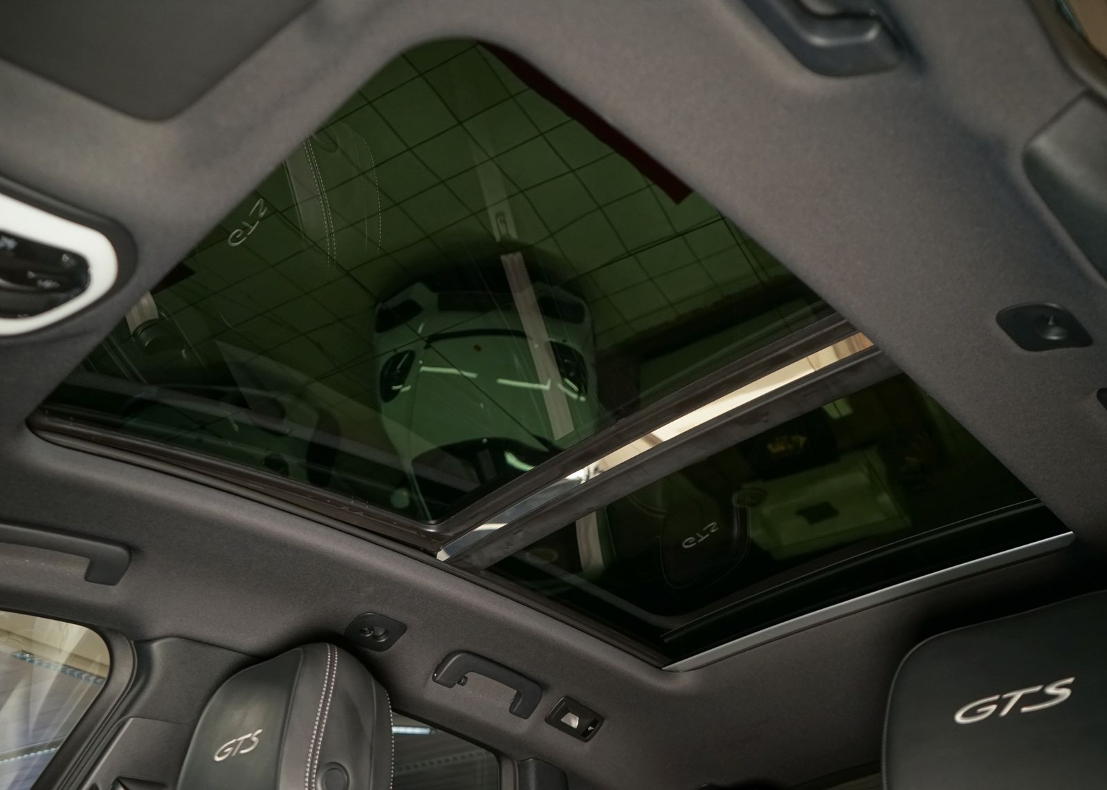 Porsche Macan GTS - Samsaru's Car Outlet