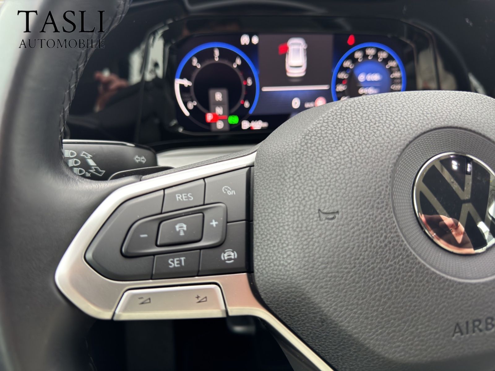 Volkswagen Golf VIII/8 Variant Life - Samsaru's Car Outlet