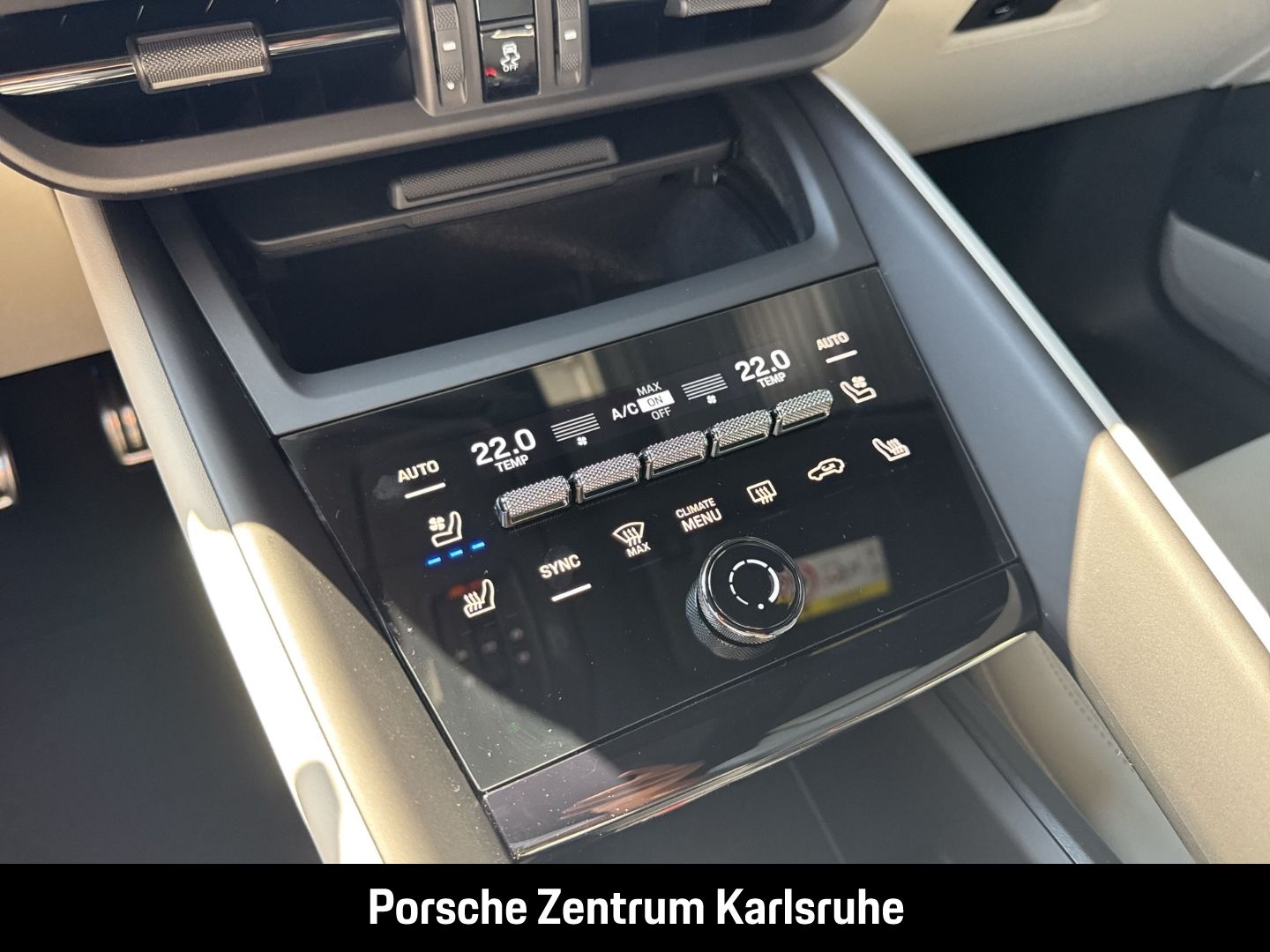 Porsche Macan 4S BOSE Panoramadach Rückfahrkamera LED