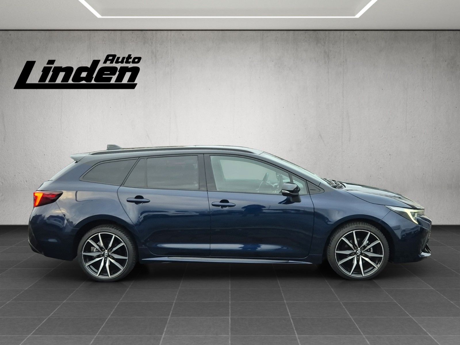 Toyota Corolla TS Hybrid GR Sport Navi Kamera SHZ ACC