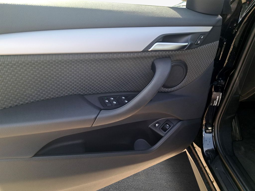 BMW X1 xDrive25e Advantage - Samsaru's Car Outlet
