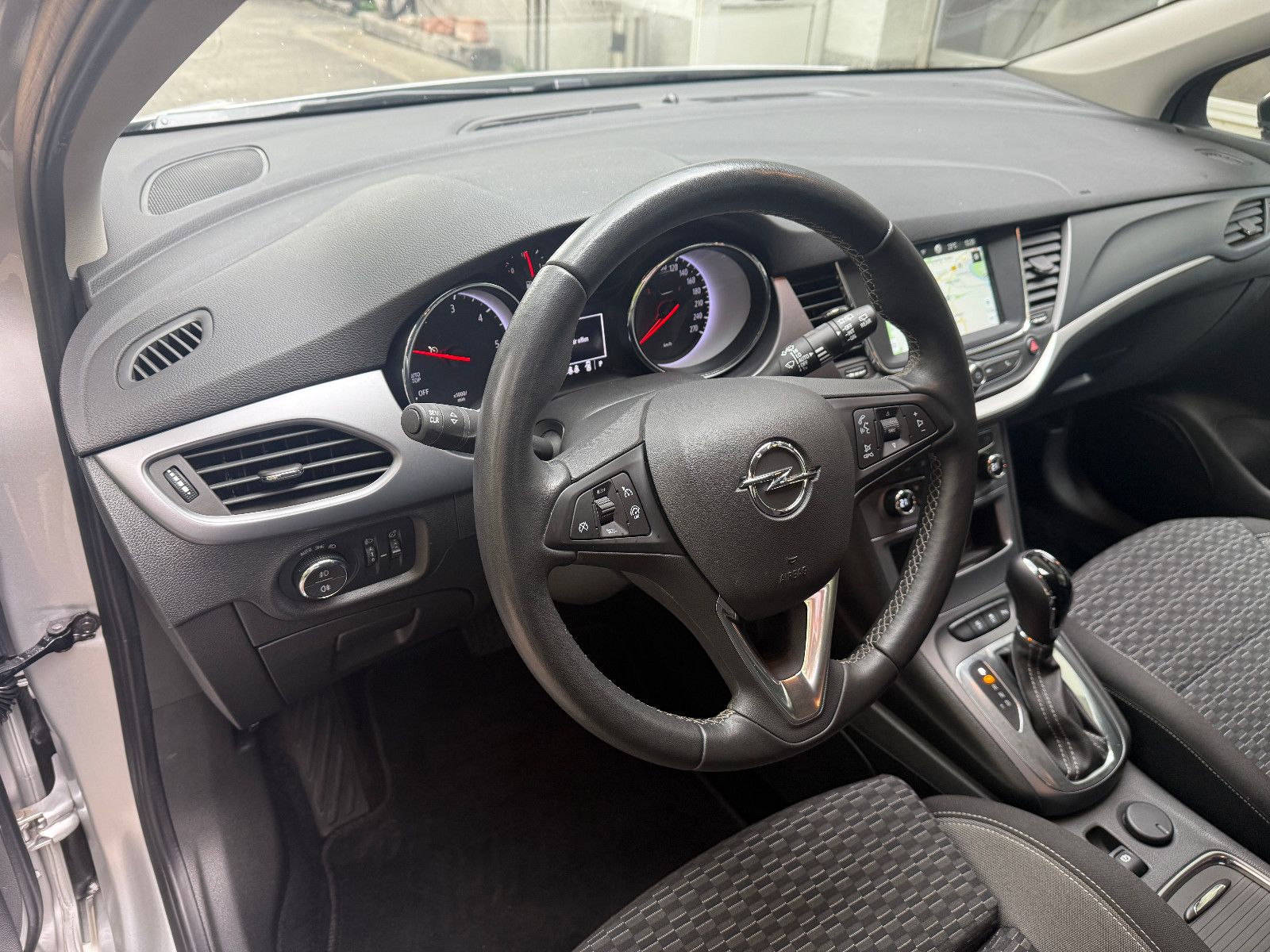 Opel Astra ST 1.5d Business - Samsaru's Car Outlet