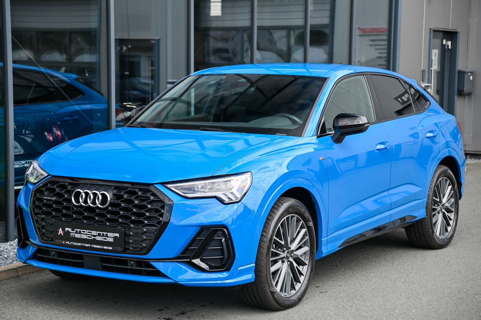 Audi Q3 Sportback 40 TFSI quattro S line - Samsaru's Car Outlet