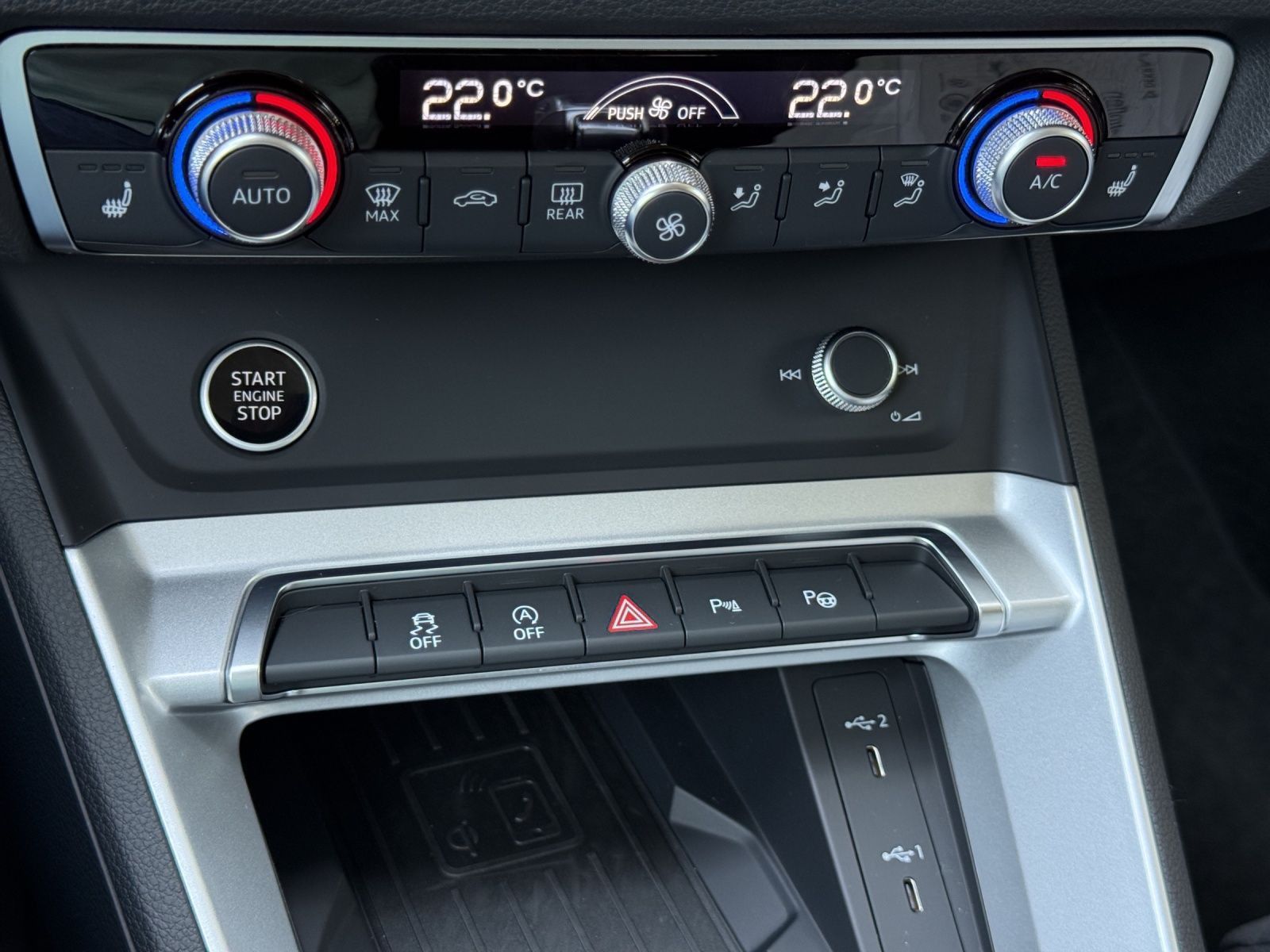 Audi Q3 40 TFSI Q ADVANCED - Samsaru's Car Outlet