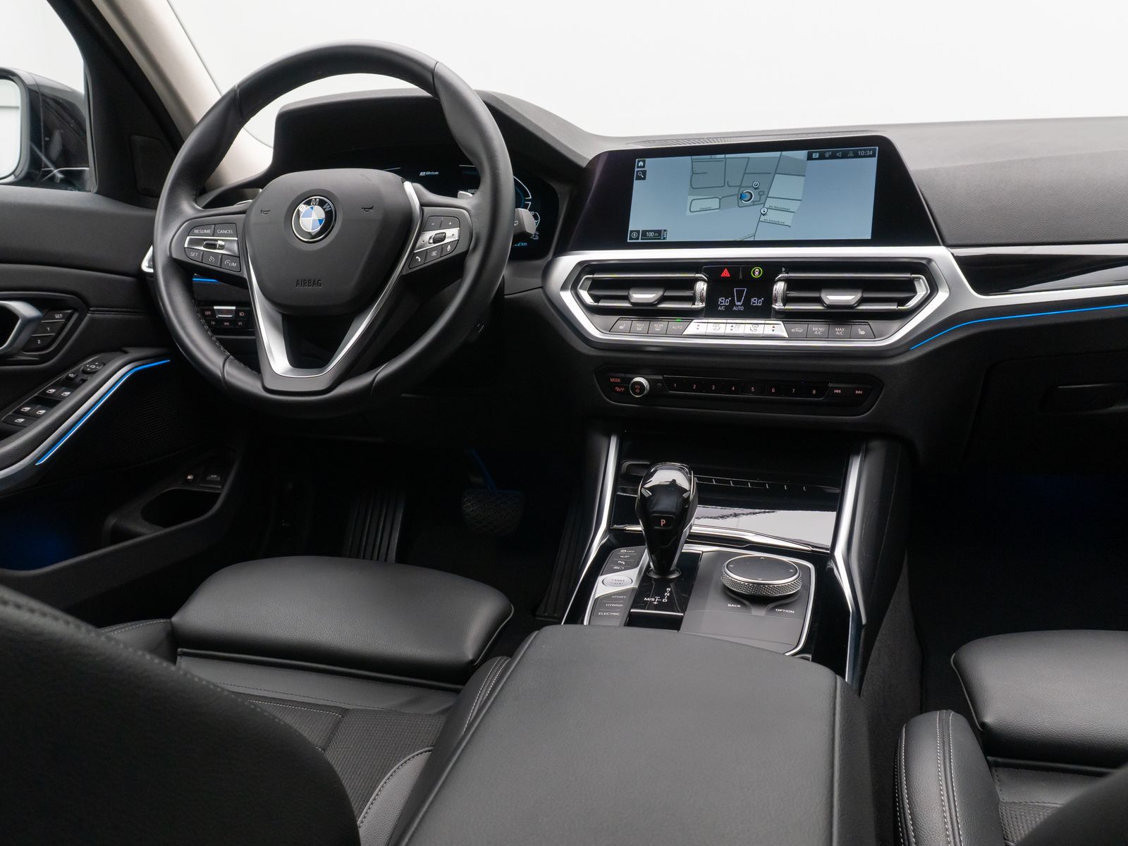 BMW 330e Sport Line - Samsaru's Car Outlet