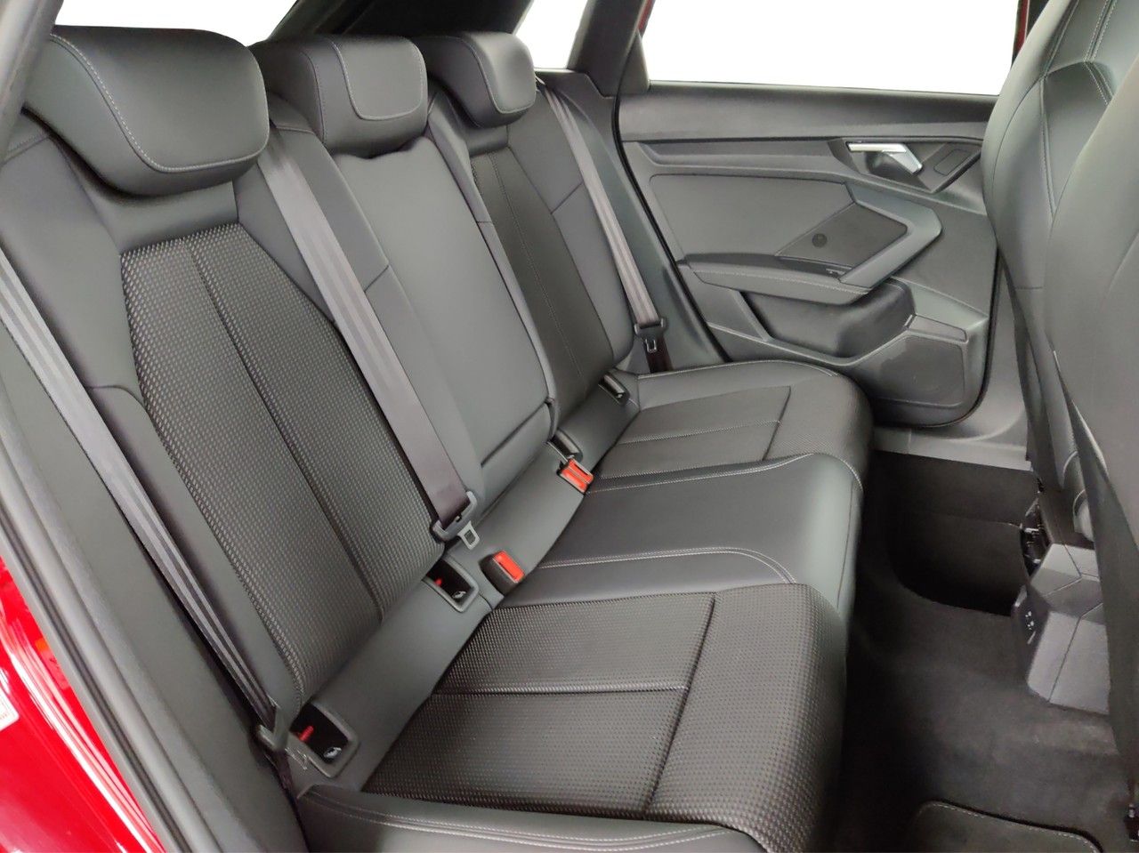 Audi A3 Sportback 40 TFSIe S tronic S line, AHK, LED