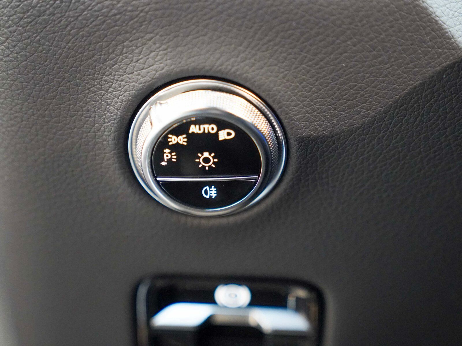 Mercedes-Benz GLC 300 de 4M AMG LIne Night Burmester AIR HUD