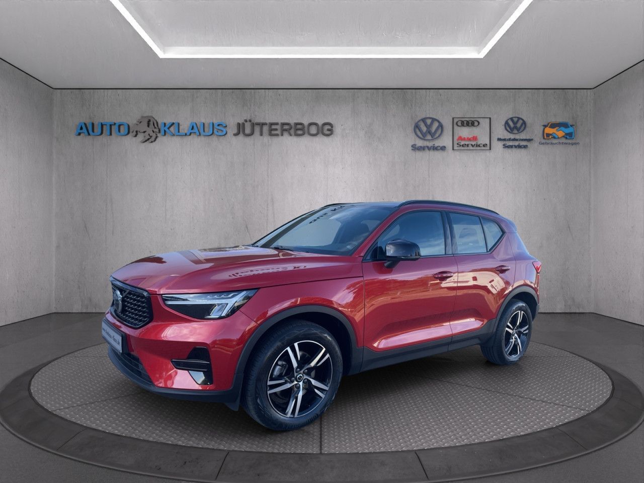 Volvo XC 40 B4 AWD Plus Dark LED+Keyless