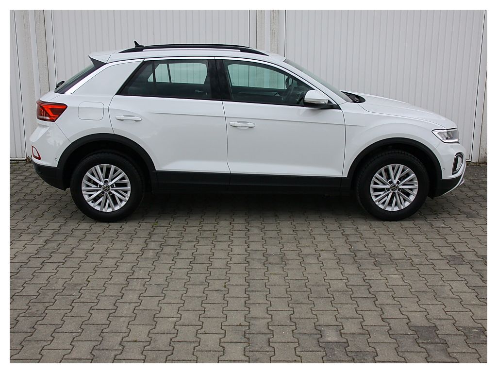 Volkswagen T-ROC Life DSG - Samsaru's Car Outlet