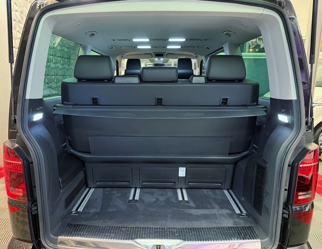 Volkswagen T6.1 Multivan 2.0 TDI DSG 4Motion - Samsaru's Car Outlet