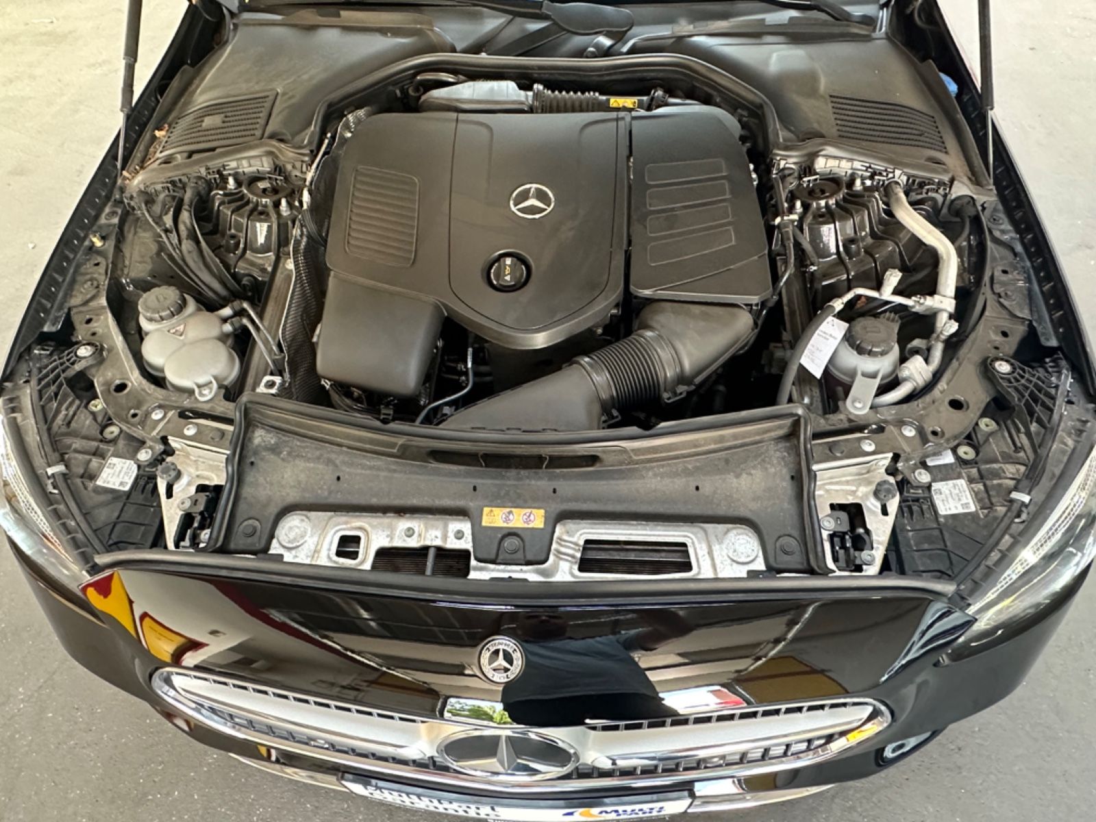 Mercedes-Benz C-200 AVANTGARDE - Samsaru's Car Outlet
