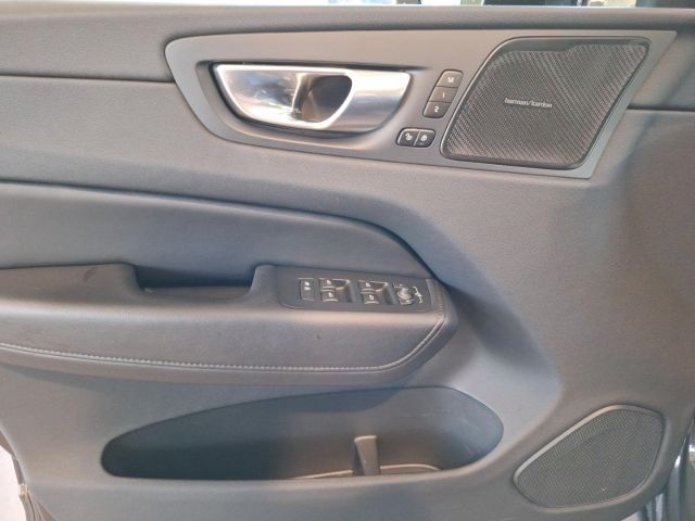 Volvo XC60 B4 D Plus Dark ACC BLIS Memory H&K Leder Ka