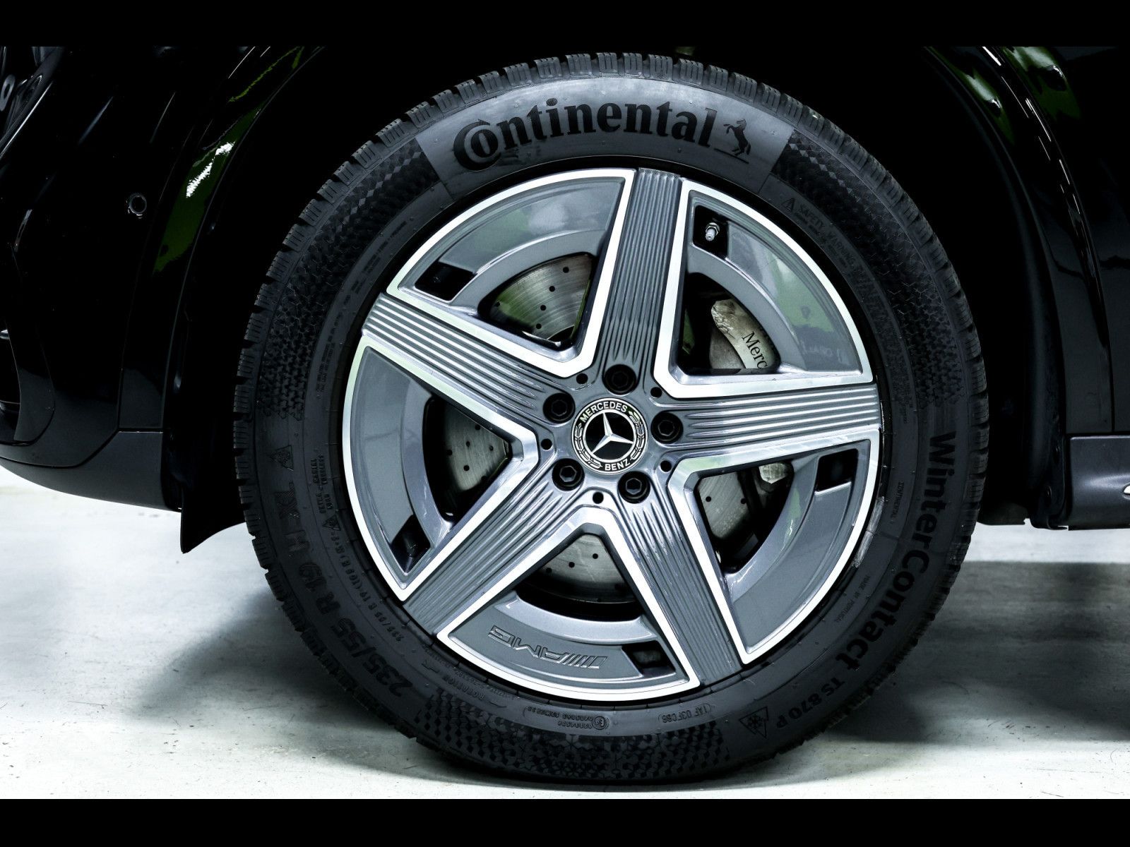 Mercedes-Benz GLC 300  DE AMG 4M°PREMIUM PLUS°BURM°AHK°DISTRO
