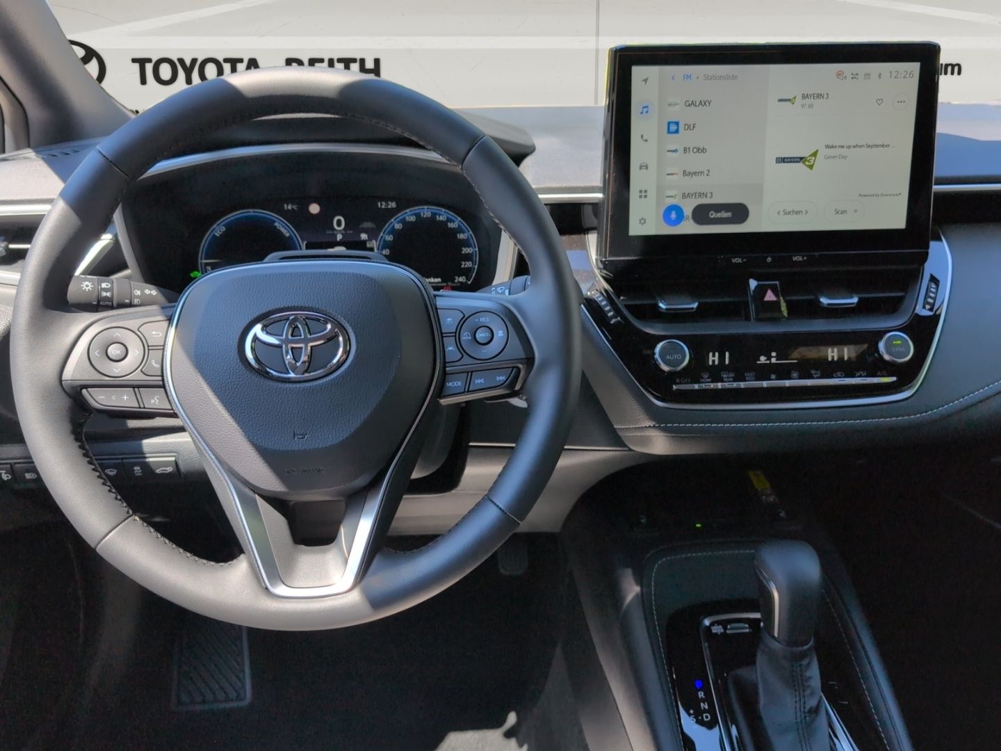 Toyota Corolla Touring Sports Hybrid Teamplayer Navi LE