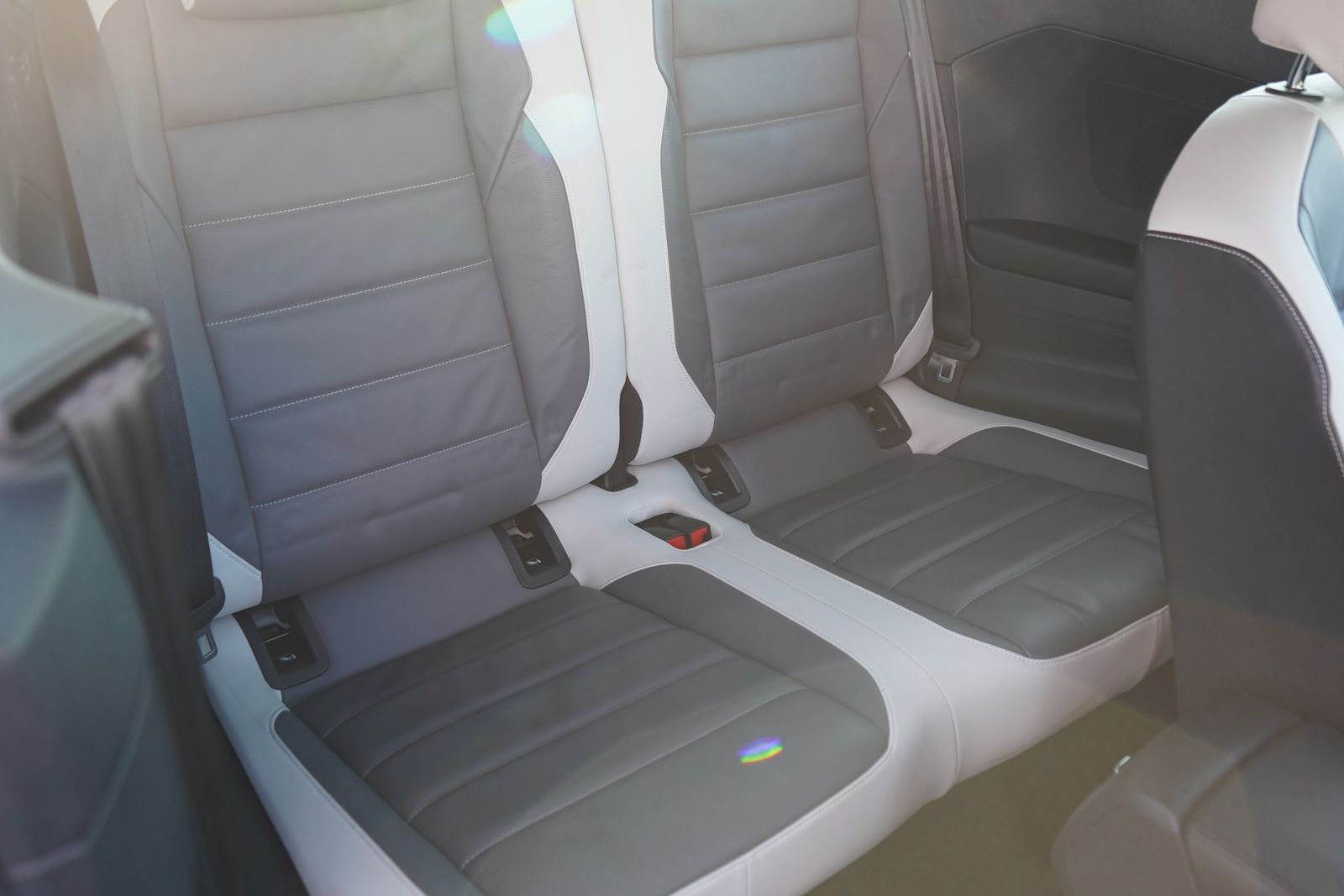 Volkswagen T-Roc 1.5 TSI Style - Samsaru's Car Outlet