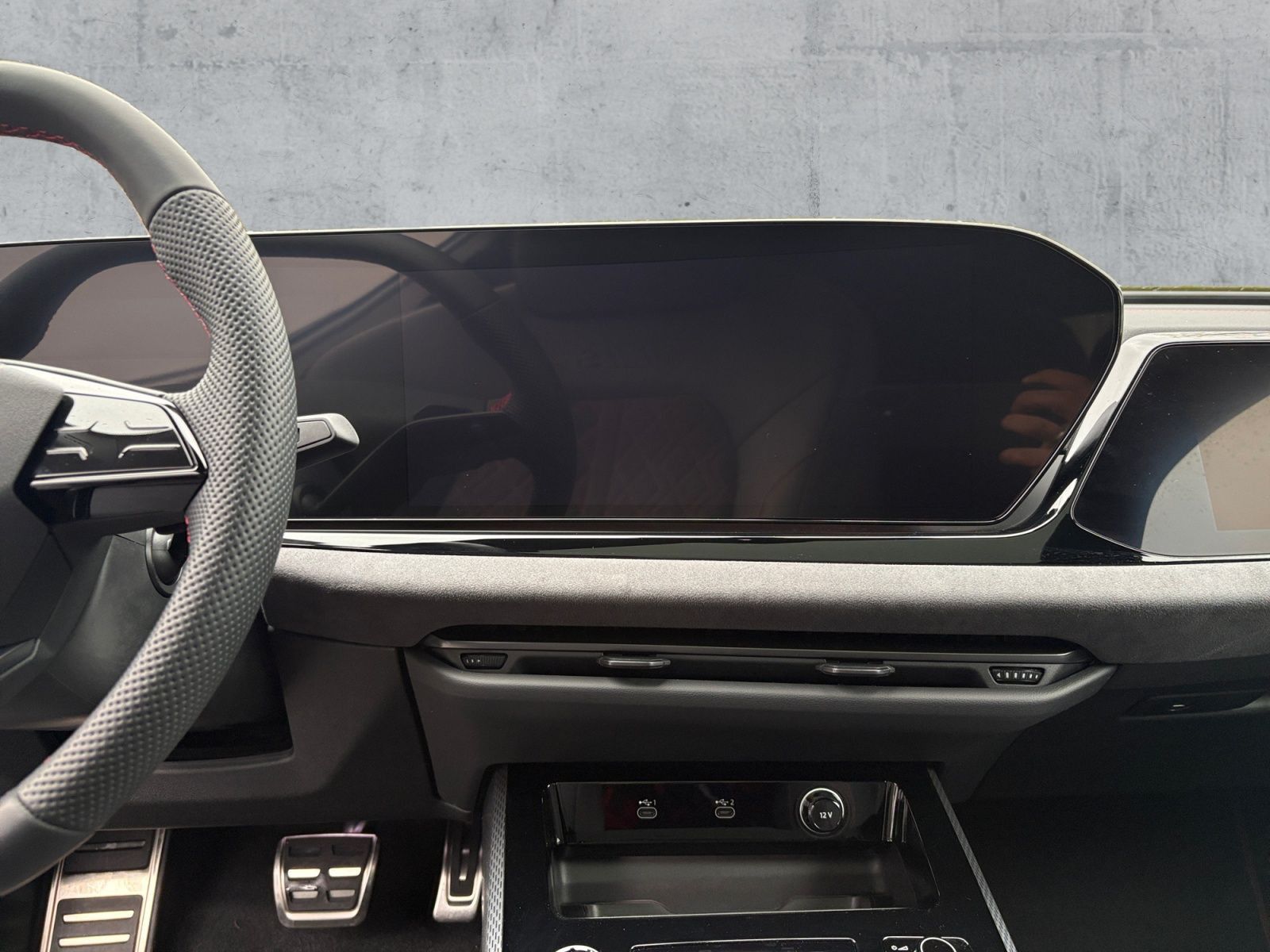 Audi A5 Lim e-hybrid 220kW S-LINE MATRIX+B&O+ACC+PANO