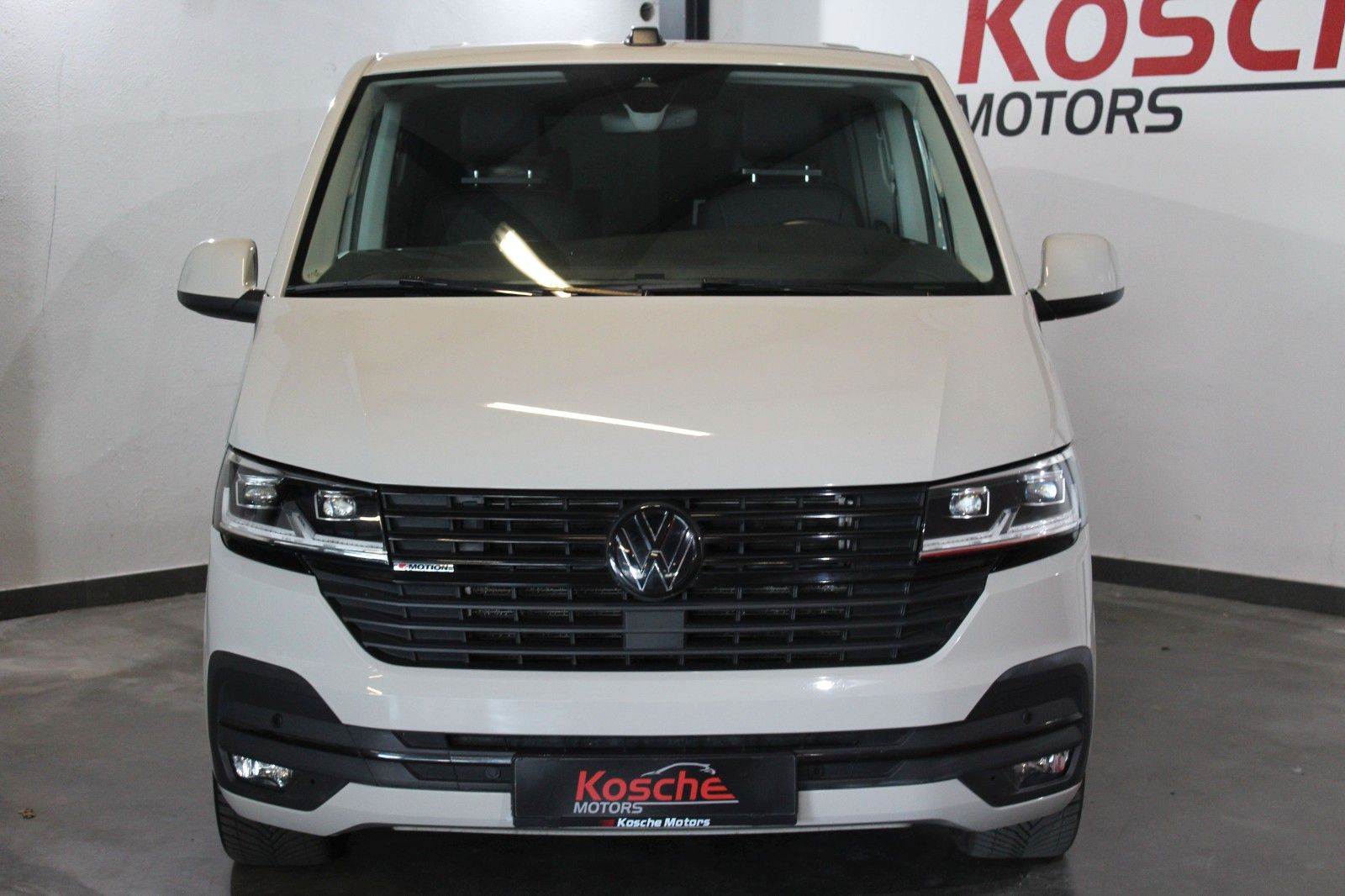 Volkswagen T6.1 Multivan 4MOTION - Samsaru's Car Outlet