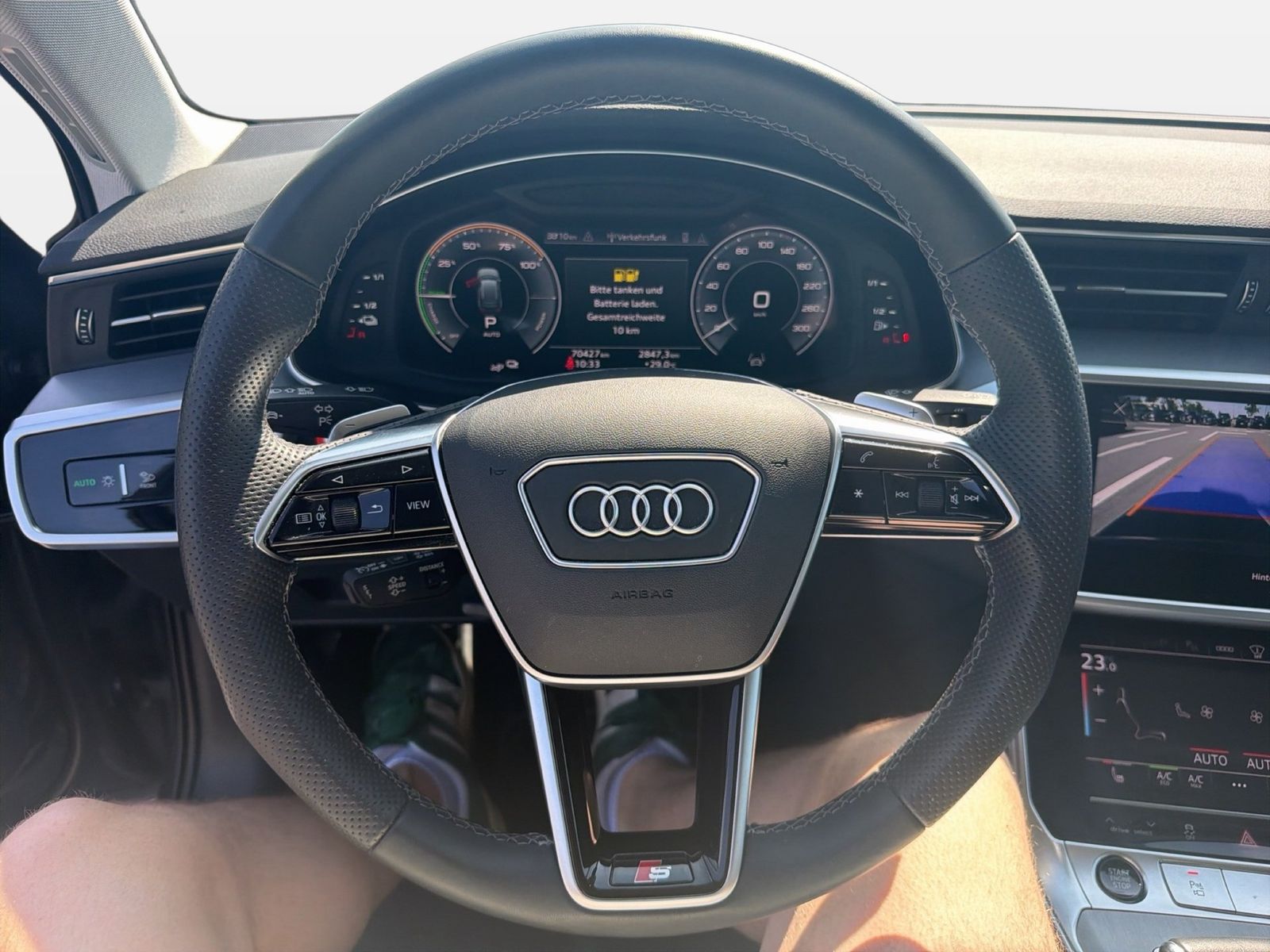 Audi A6 Avant 55 TFSI e quattro S tronic S line AHK