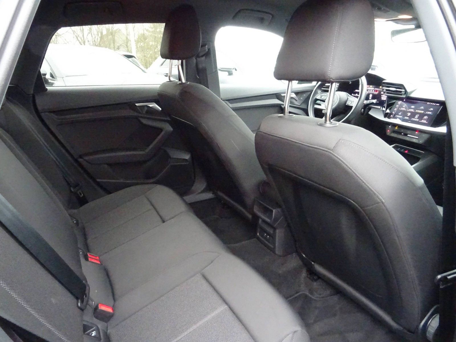 Audi A3 Sportback 30 TFSI S line Navi LED SHZ Virtual