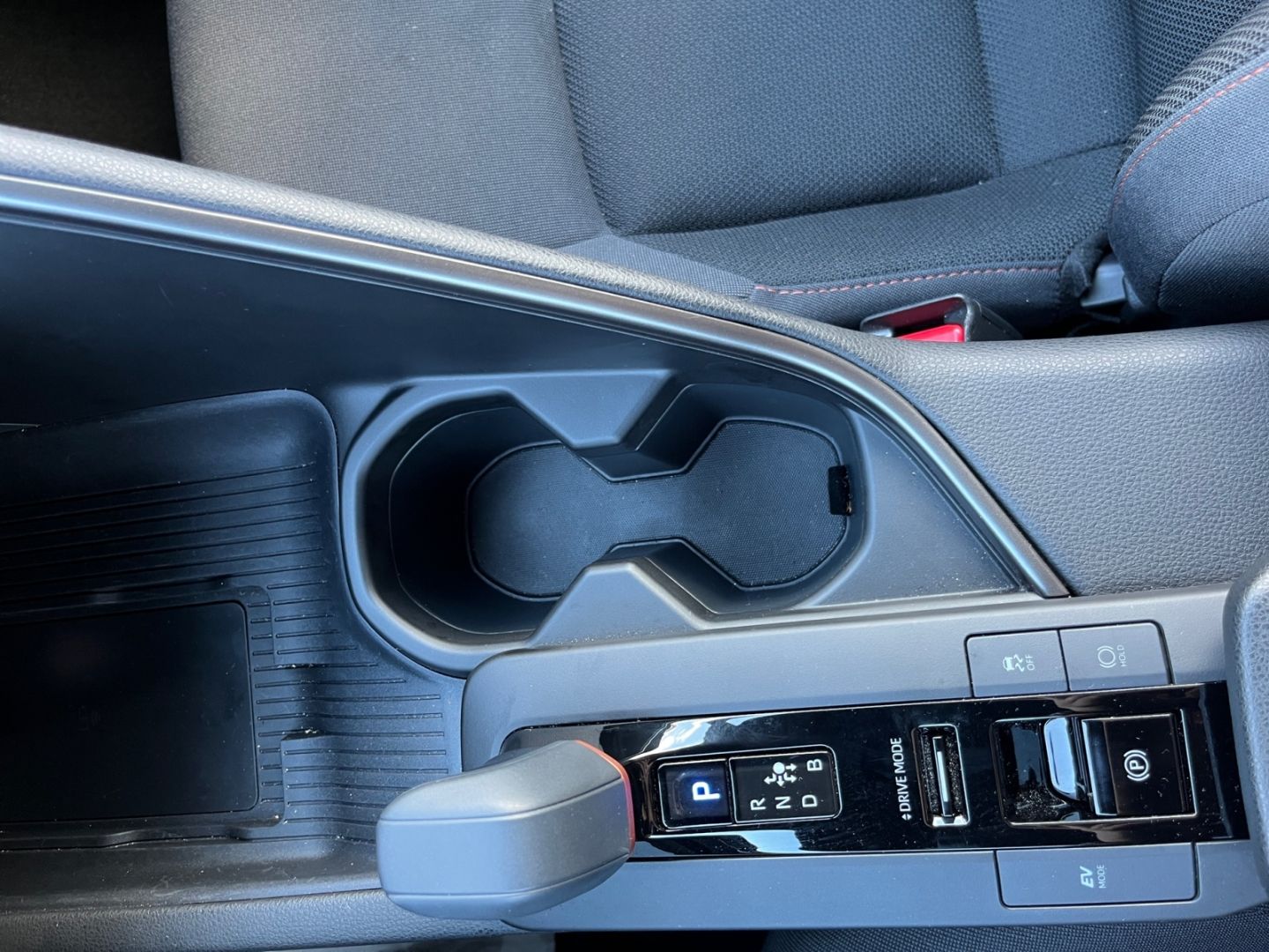 Toyota C-HR 1.8 Hybrid Team D *LED*ACC*Kamera*Navi*SHZ*