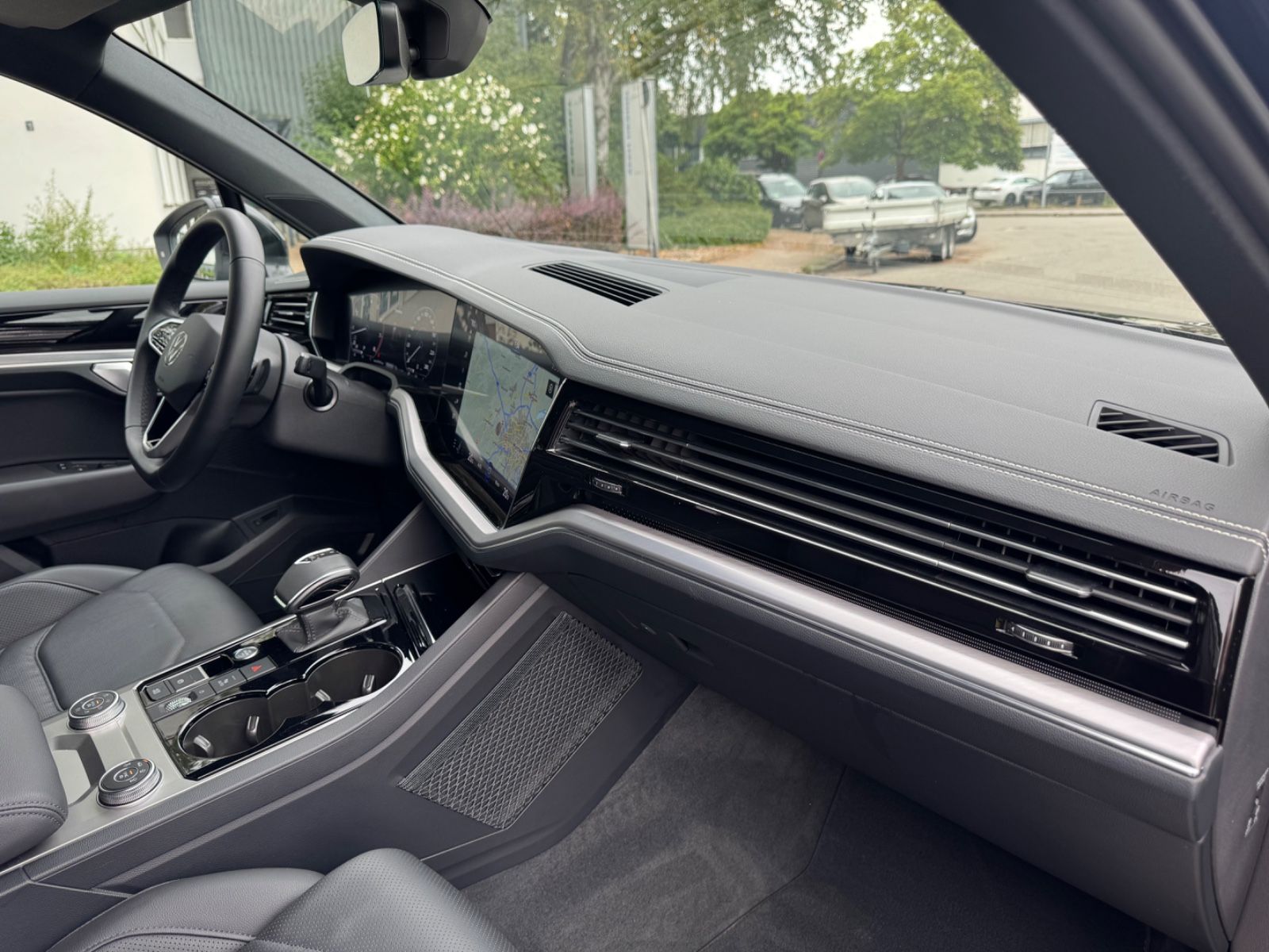 Volkswagen Touareg 3.0TSI/4M/Luft/Inno/Fahr-Ass+/360°/20"
