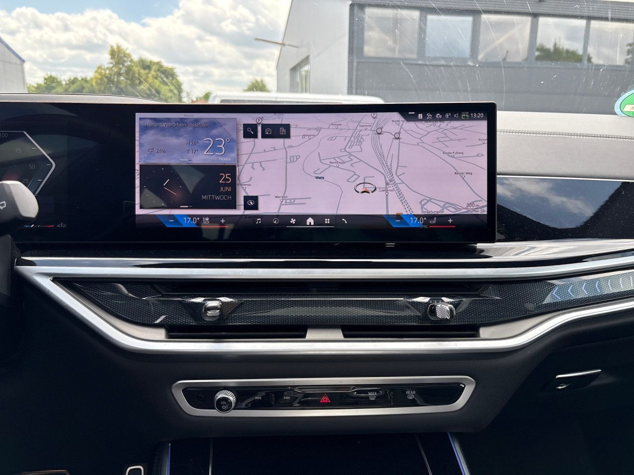 BMW X5 xDr40d MSport DrAssPr Harman Pano AHK StHz