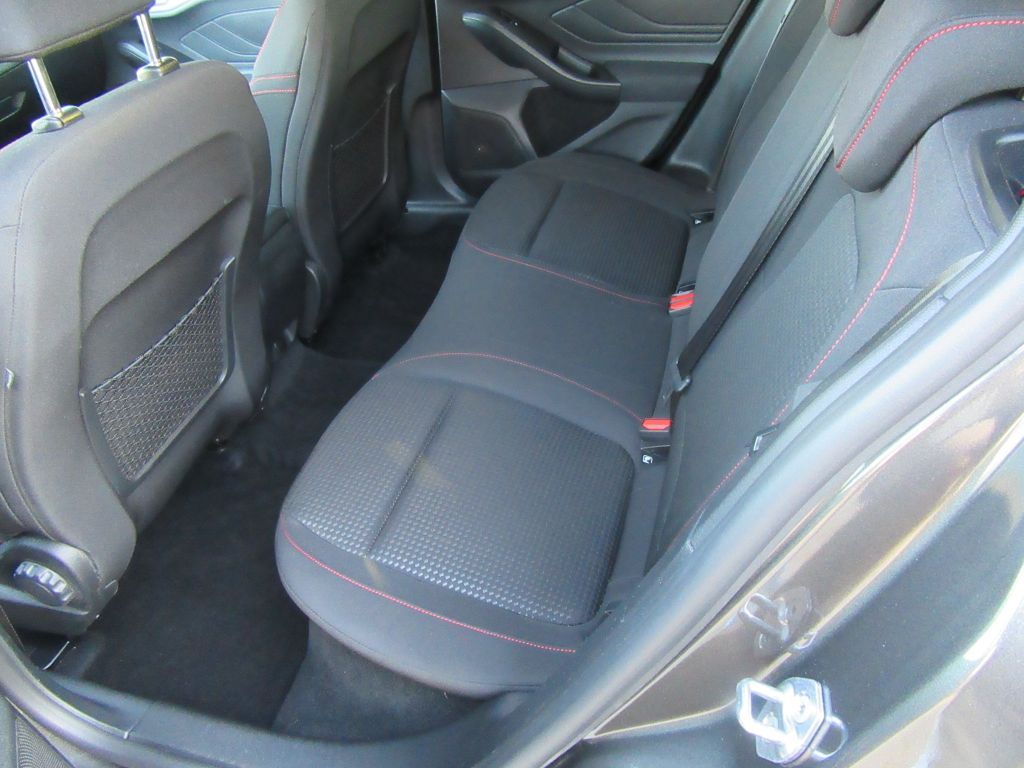 Ford Focus Turnier 1.0 EcoBoost Hybrid Aut. ST-LINE S