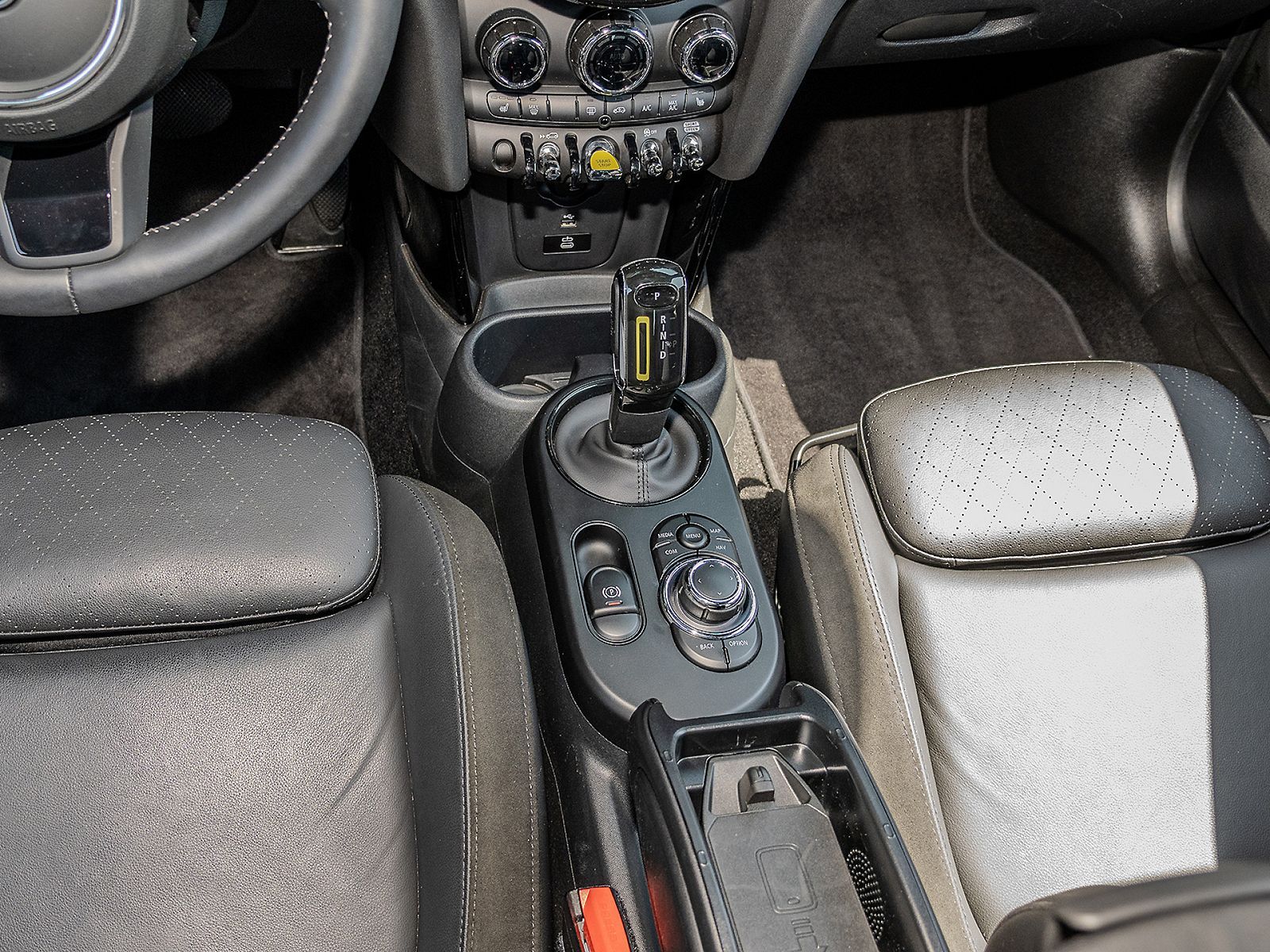 MINI Cooper SE 3-Türer - Samsaru's Car Outlet